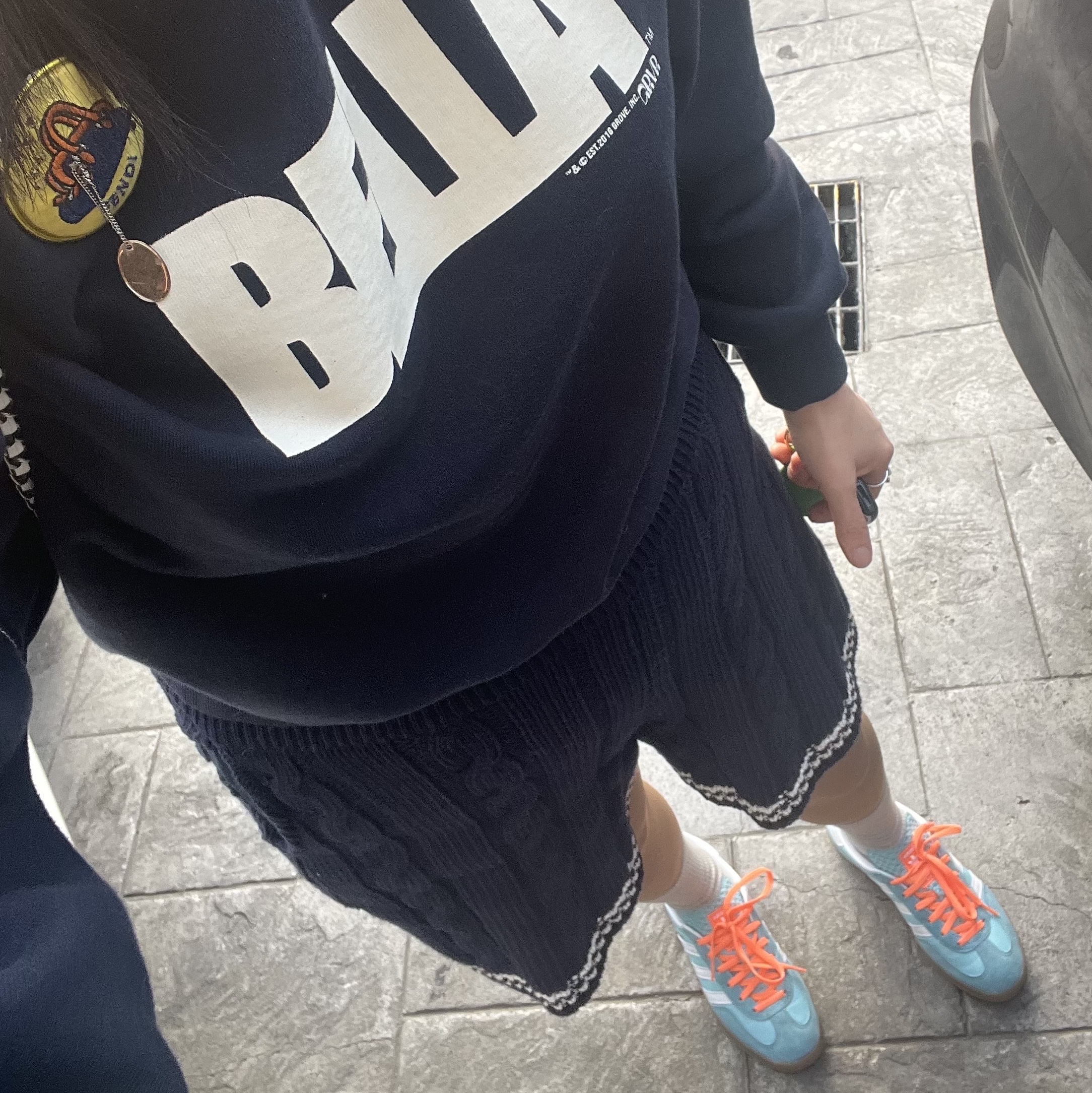 Adidas Gazelle Indoor Preloved Blue White 착용 스타일 - 3