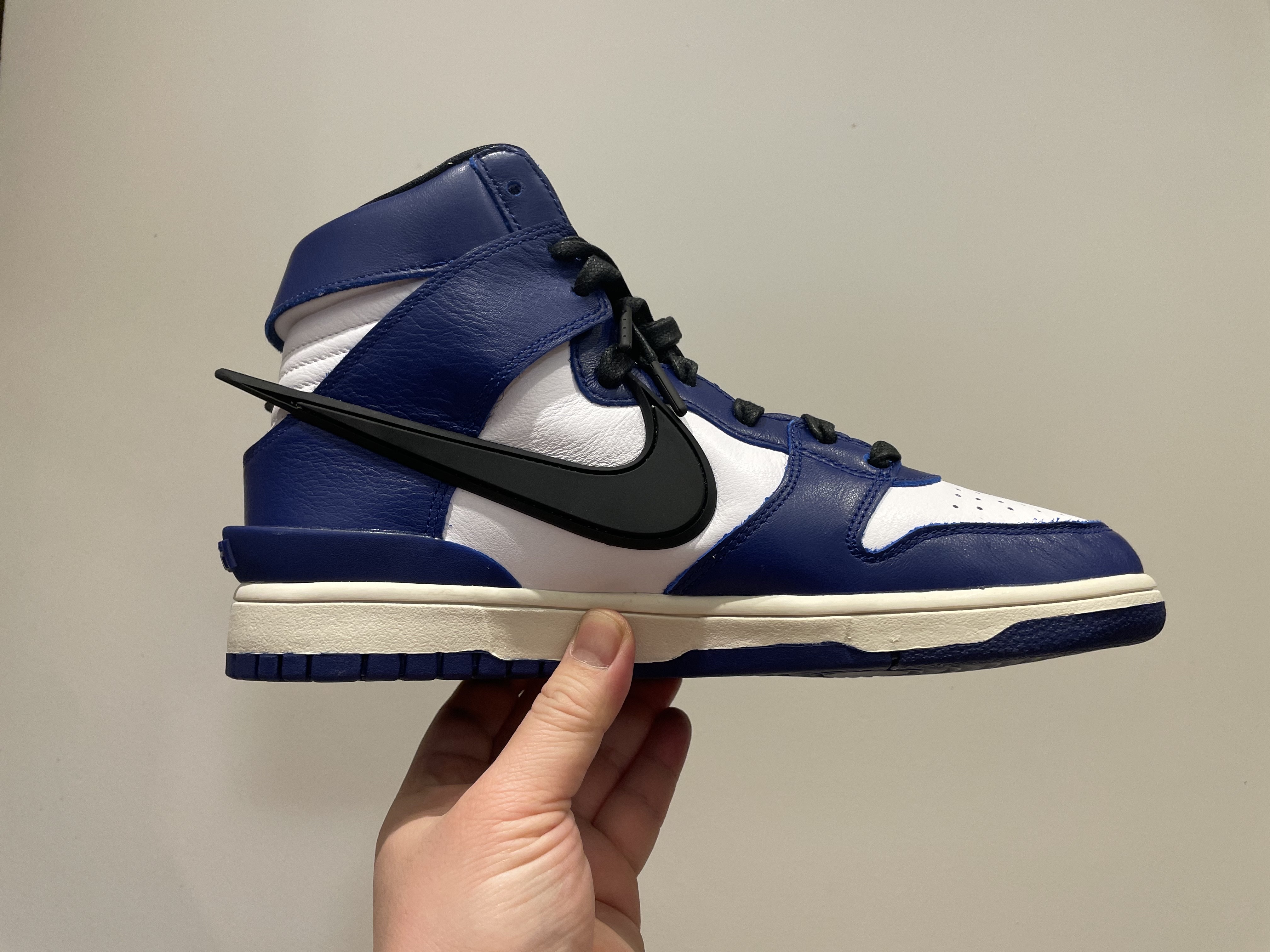 Nike x Ambush Dunk High Deep Royal Blue 착용 스타일 - 3