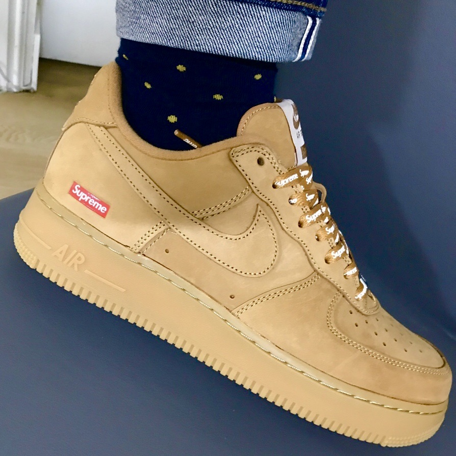 Nike x Supreme Air Force 1 Low Flax 착용 스타일 - 4