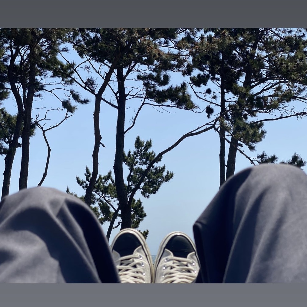 Converse x Fear of God Essentials Chuck 70 Hi Natural 착용 스타일