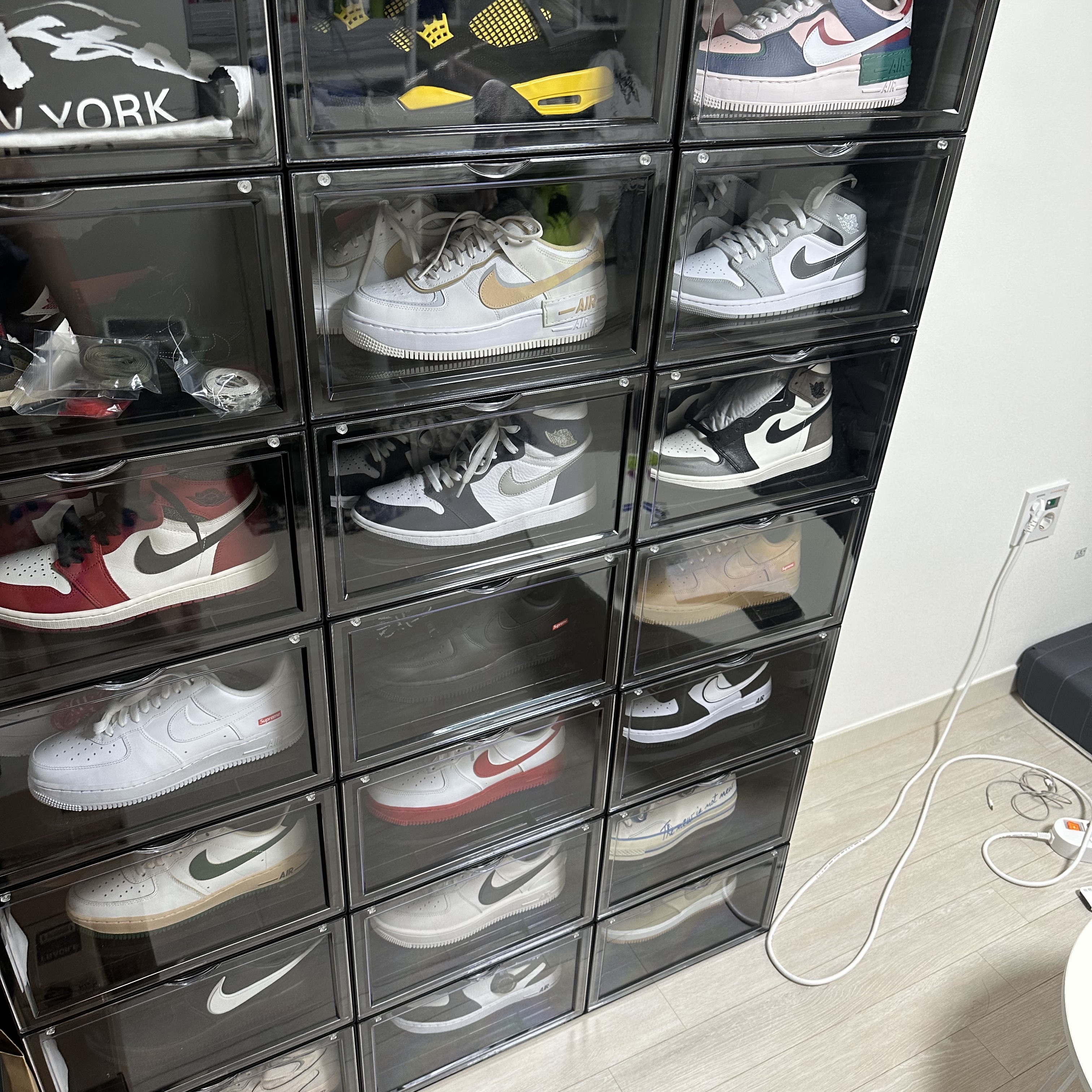 Jordan 4 Retro Thunder 2023 착용 스타일