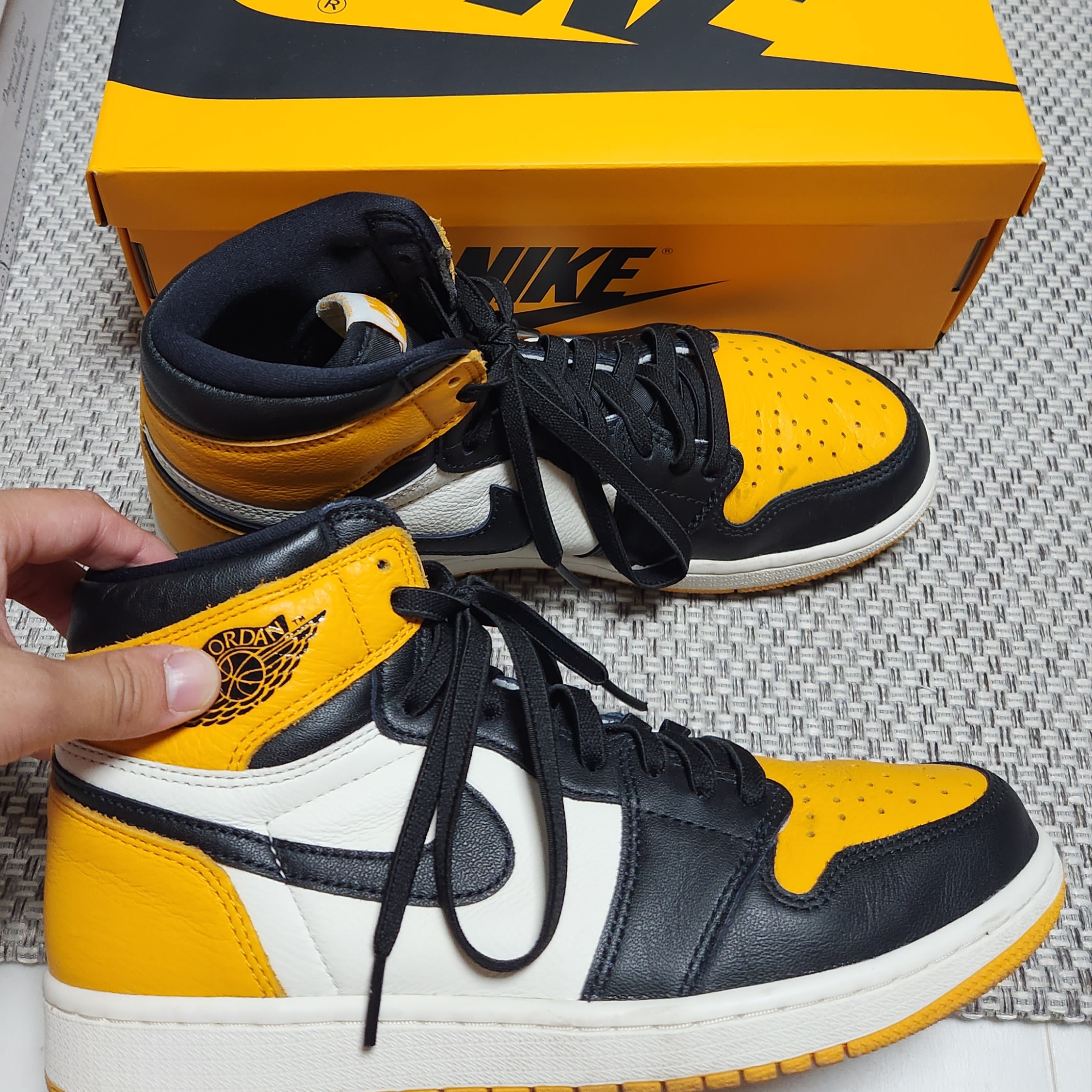 Jordan 1 Retro High OG Taxi 착용 스타일