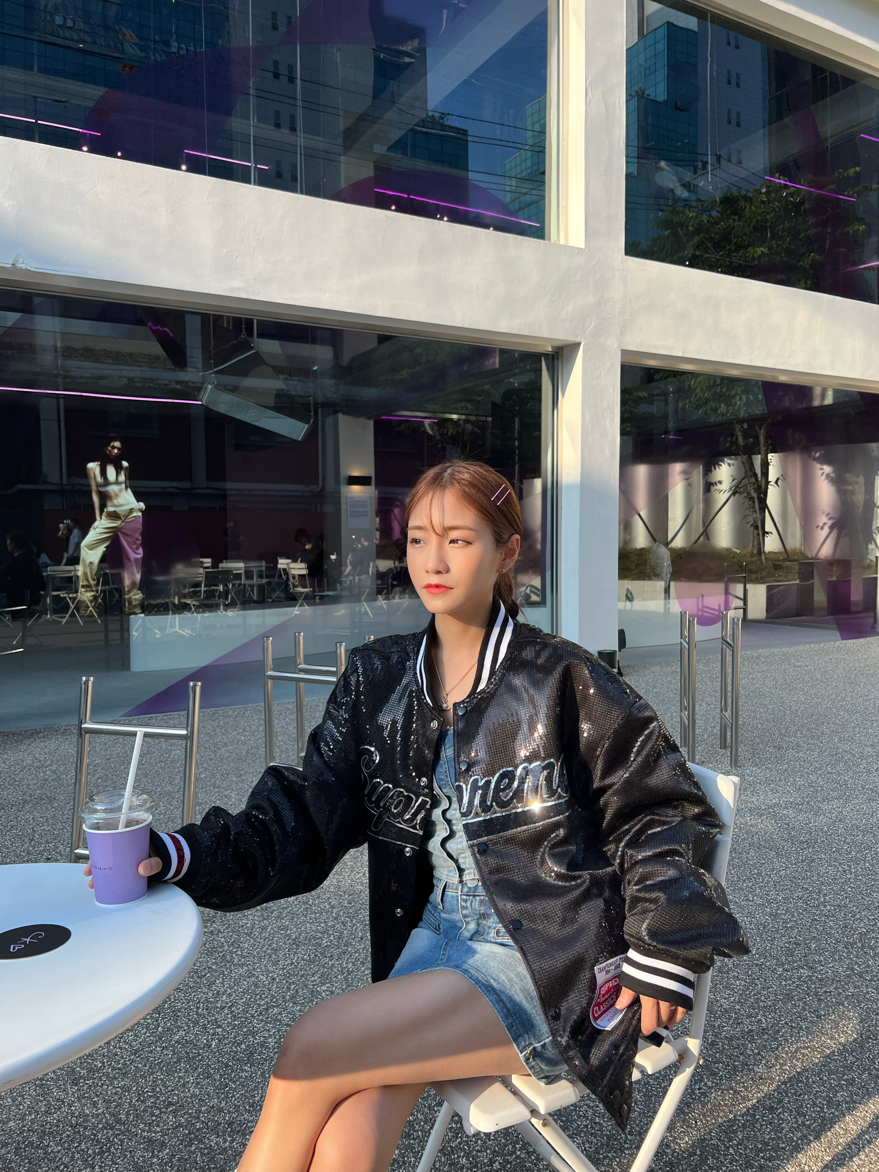 Adidas Bermuda Glow Pink, Supreme Mitchell & Ness Sequin Varsity Jacket Black - 23SS 착용 스타일 - 3