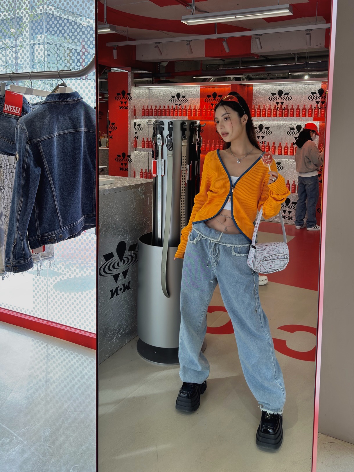 (W) Diesel Double Zip Knitted Cardigan Yellow 착용 스타일 - 2