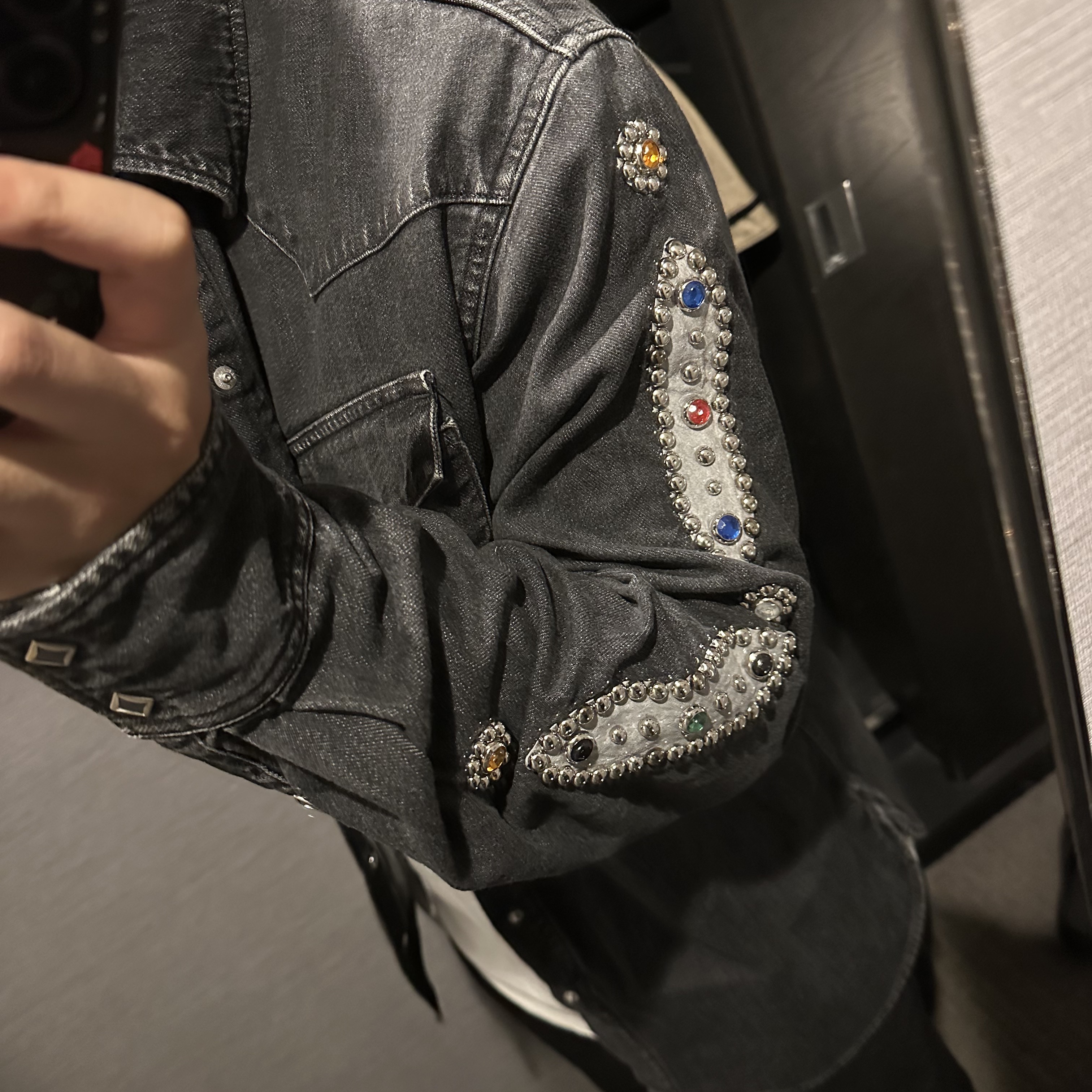 Kapital 8 oz. Denim Western Gemstone Long Sleeve Shirt Black 착용 스타일 - 1