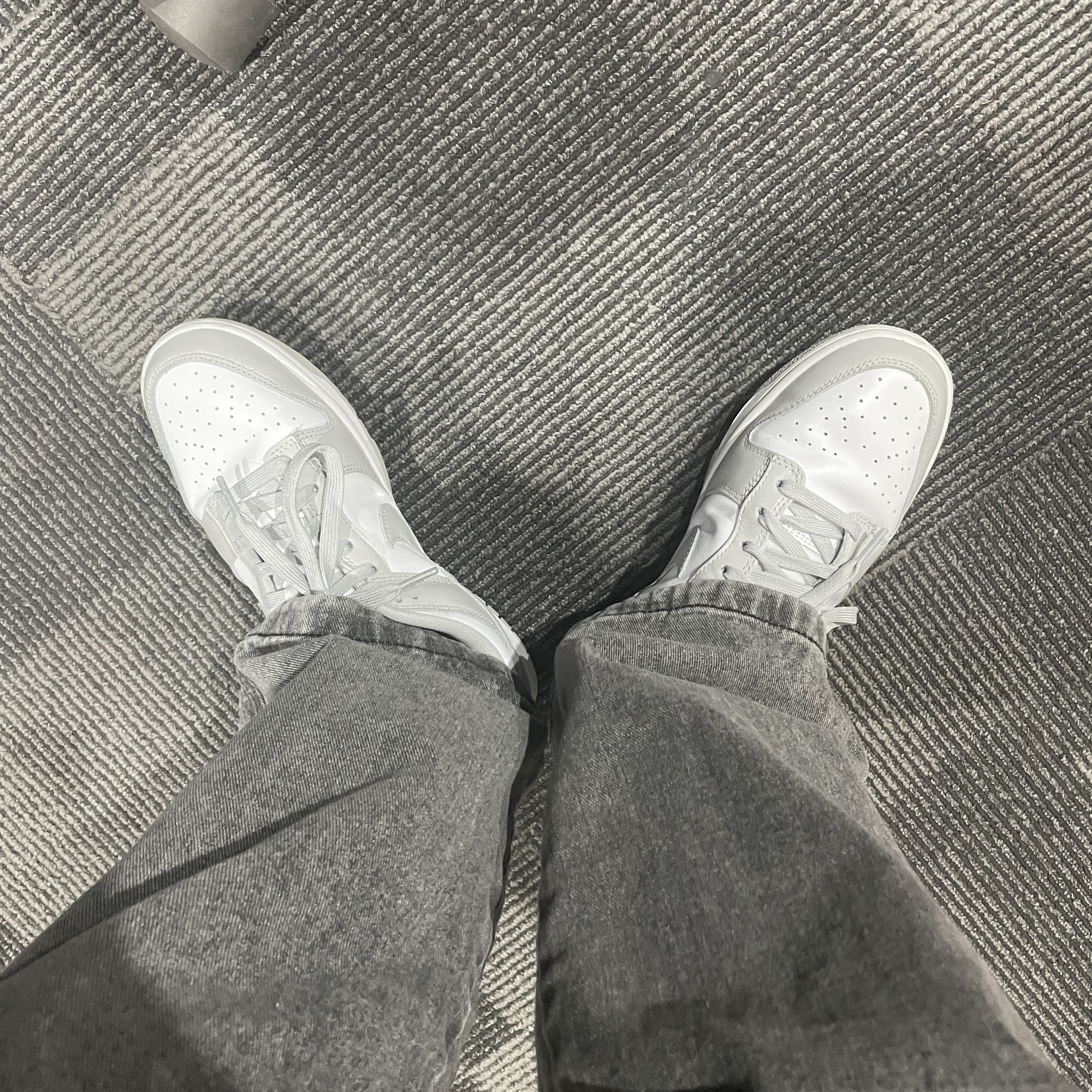 Nike Dunk Low Retro Grey Fog 착용 스타일