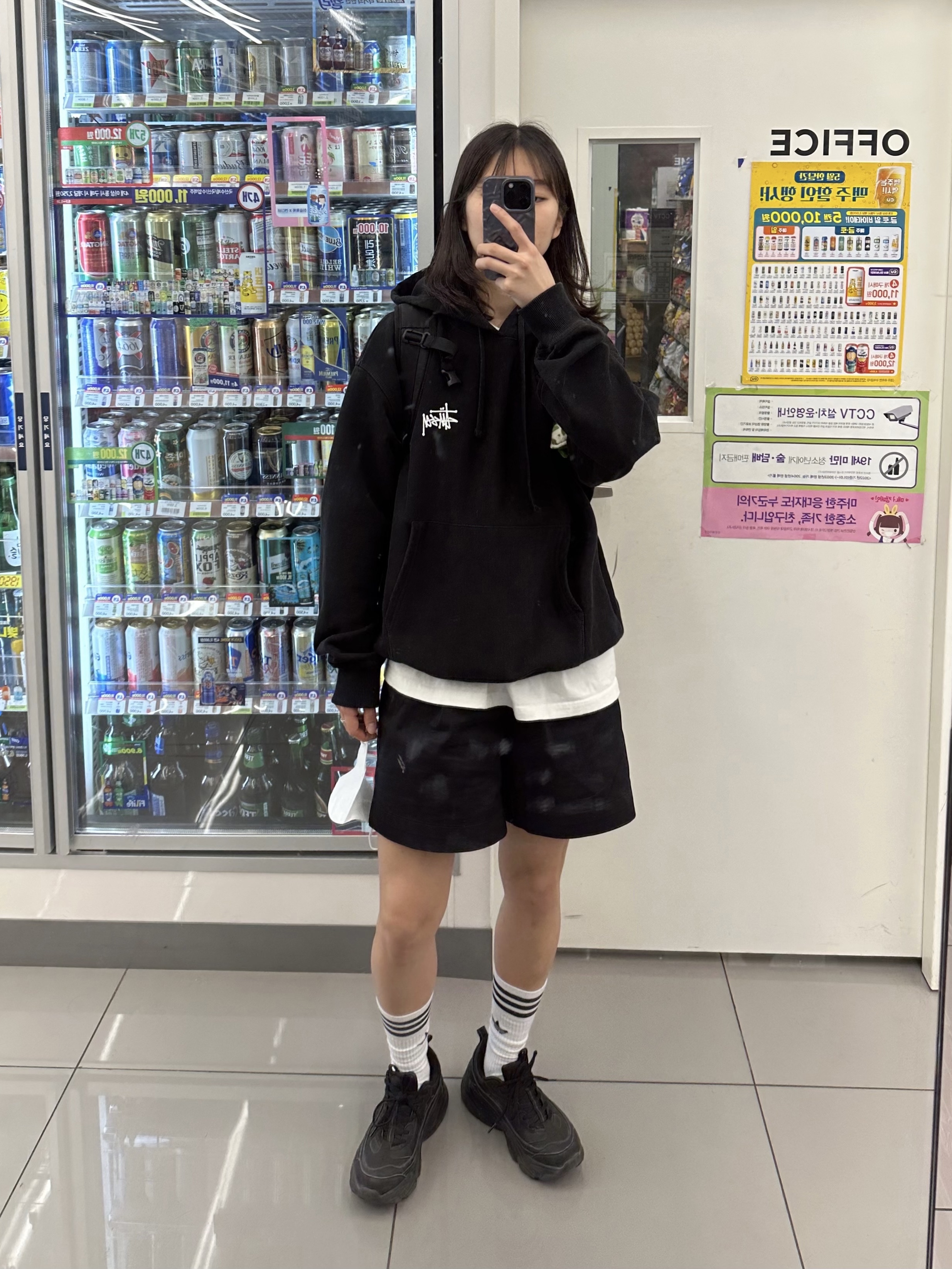 Stussy Basic Stussy Hoodie Black 2023 착용 스타일