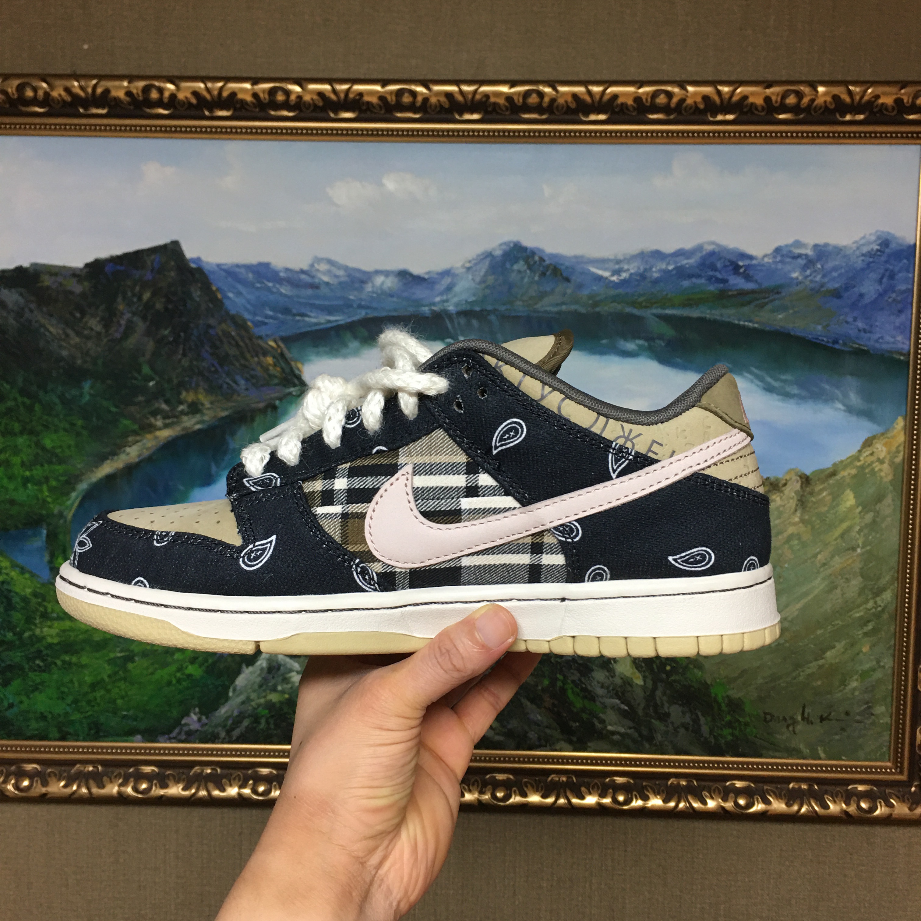 Nike x Travis Scott SB Dunk Low 착용 스타일