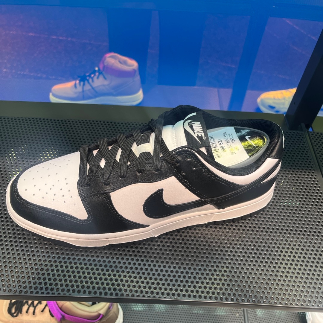 Nike Dunk Low Retro Black 착용 스타일