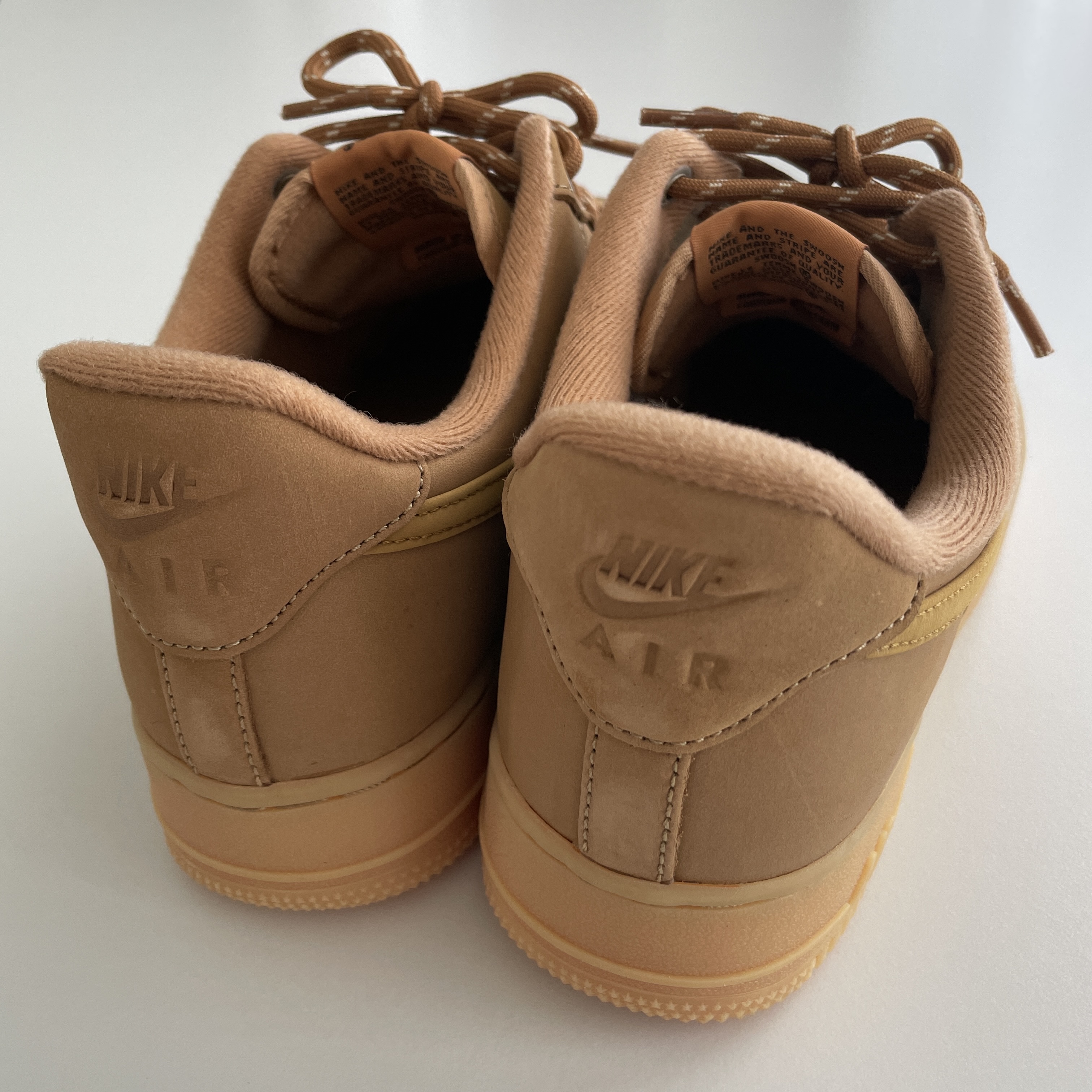 Nike Air Force 1 '07 WB Flax 착용 스타일 - 4