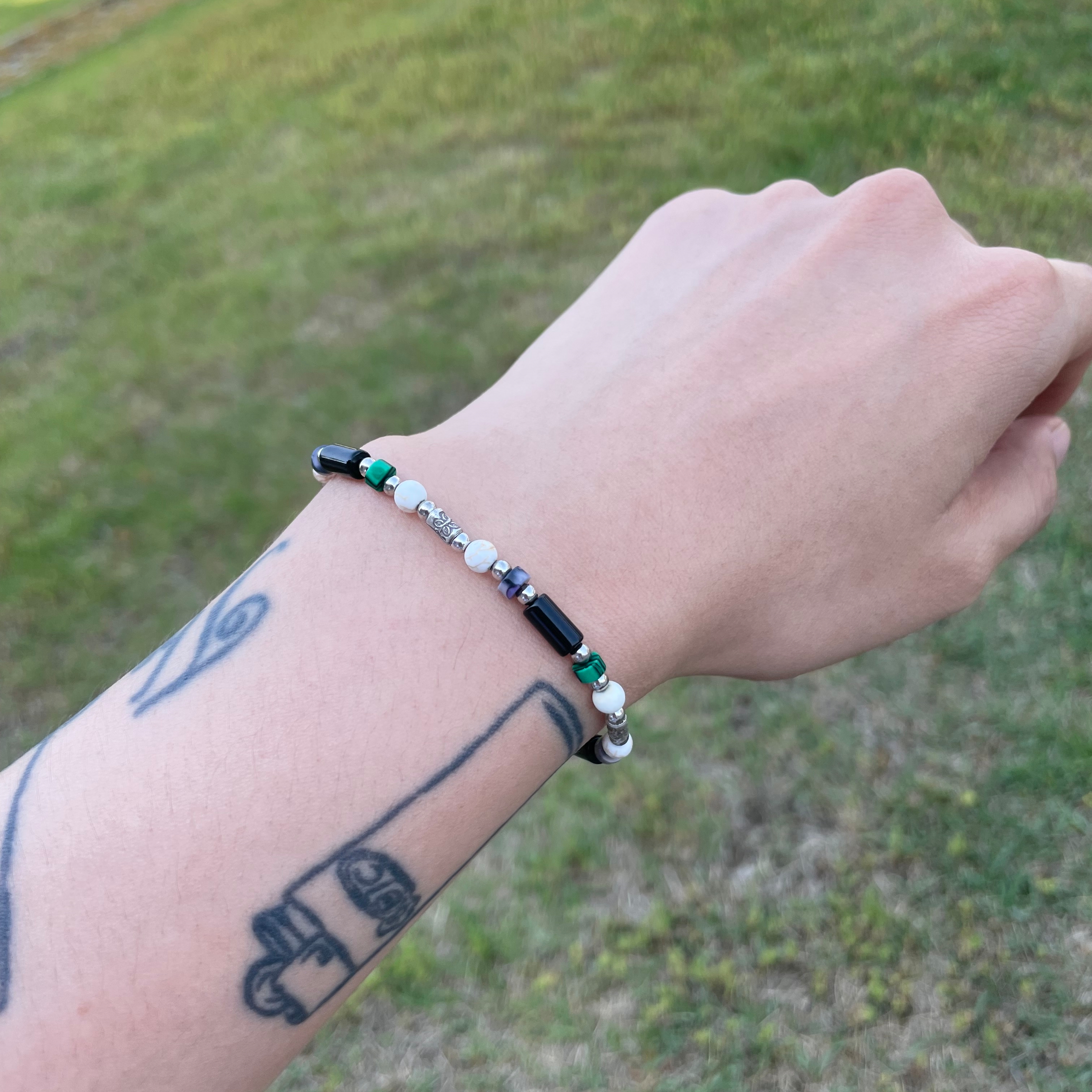 Scudo Grapevine Karen Beads Bracelet 착용 스타일 - 2