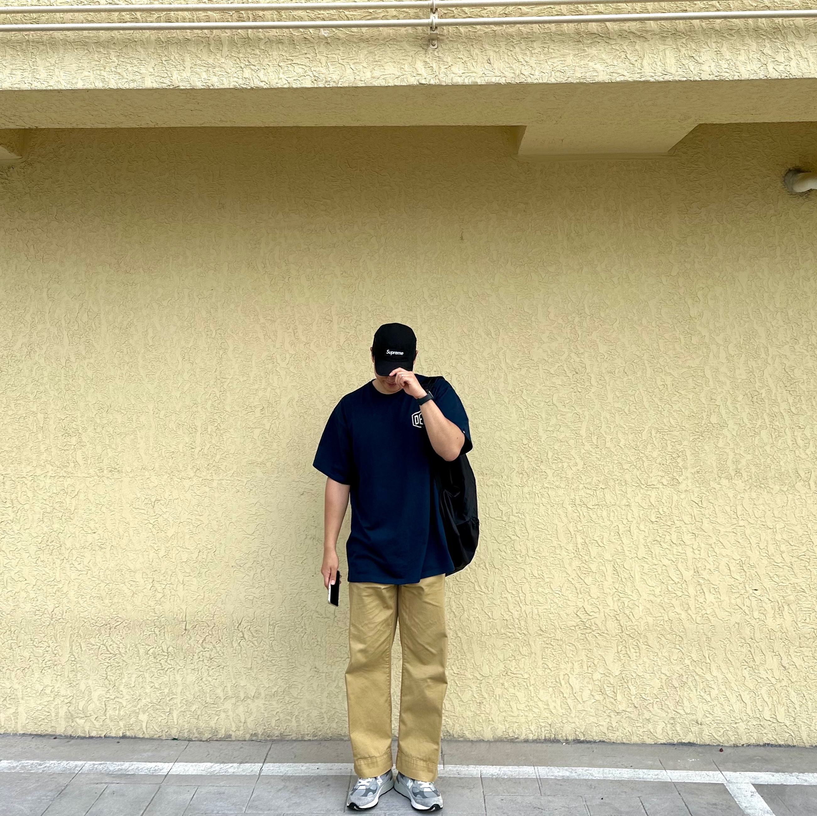 Supreme Military Camp Cap Black - 23SS, CDG Backpack Black 착용 스타일