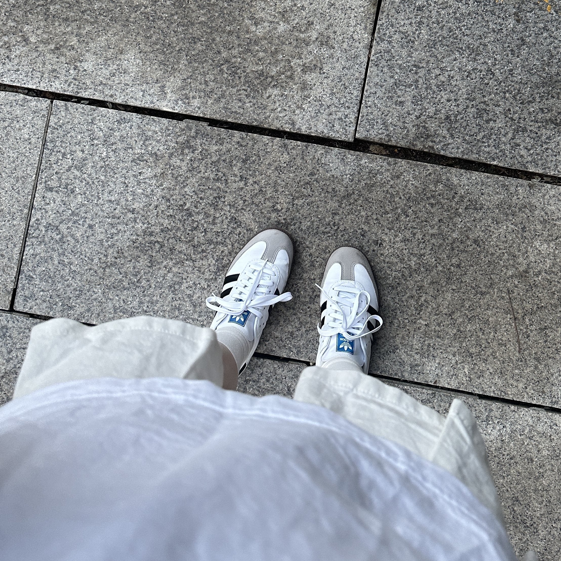 Adidas Samba Vegan White Black 착용 스타일
