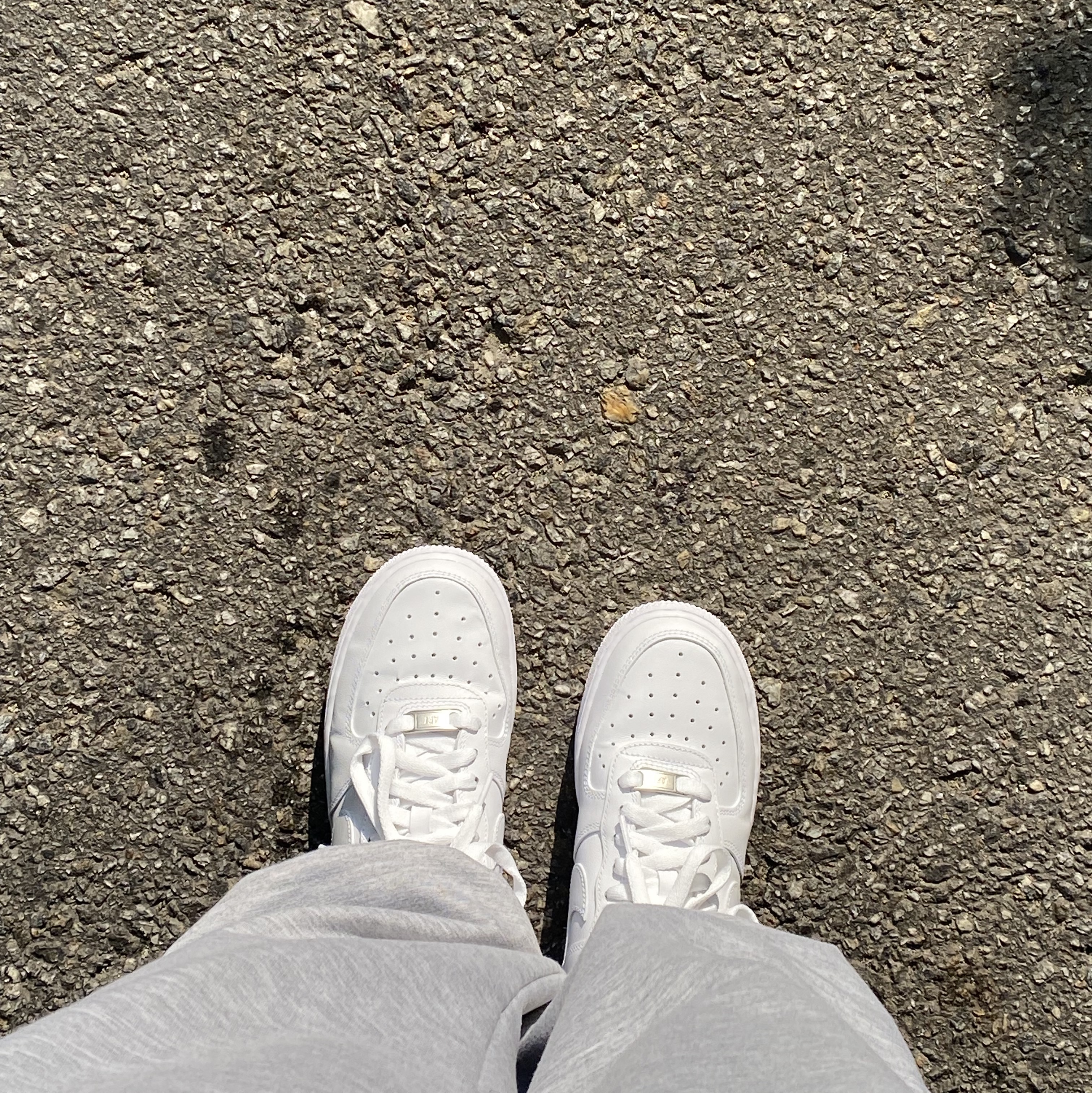 Nike Air Force 1 '07 Low White 착용 스타일