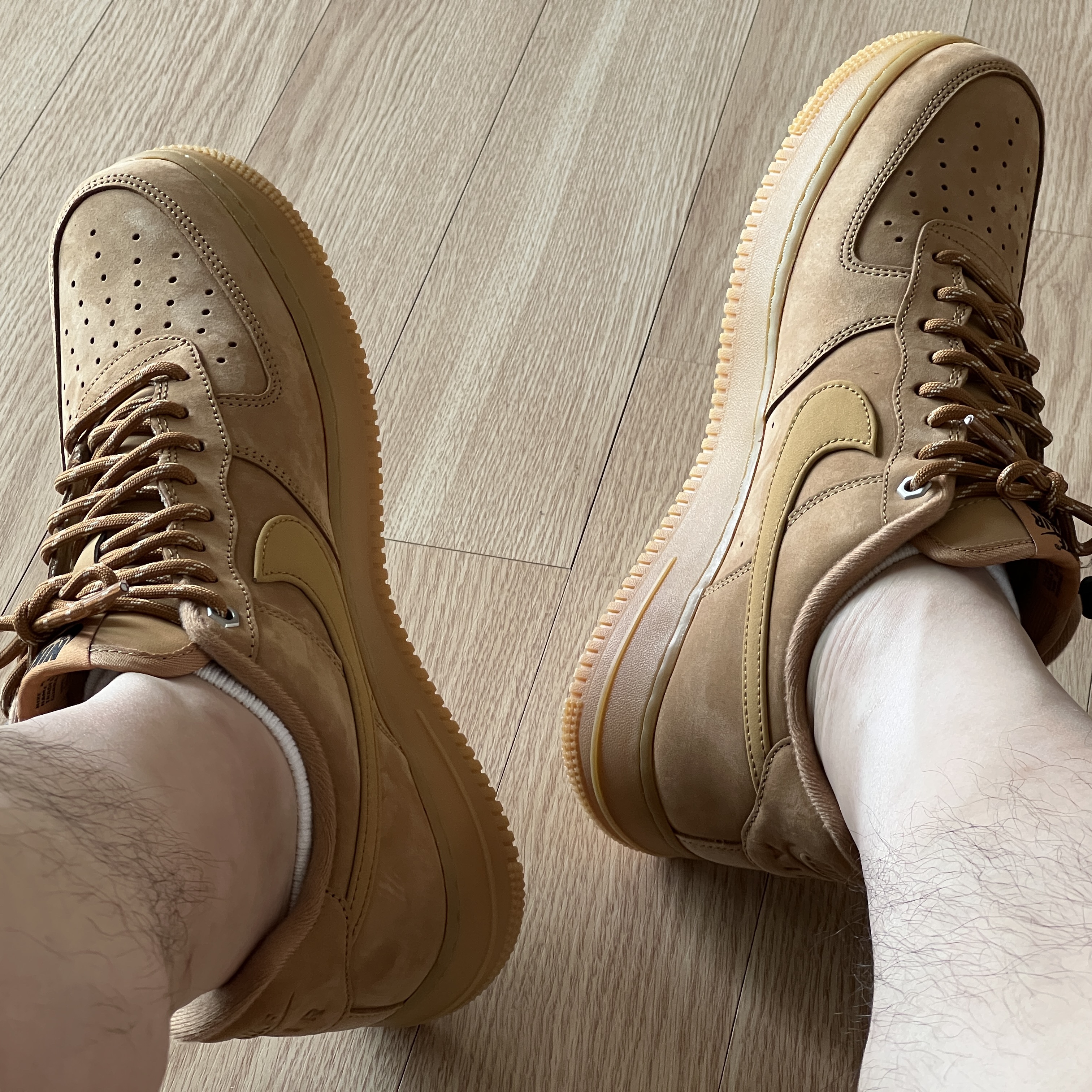 Nike Air Force 1 '07 WB Flax 착용 스타일 - 2