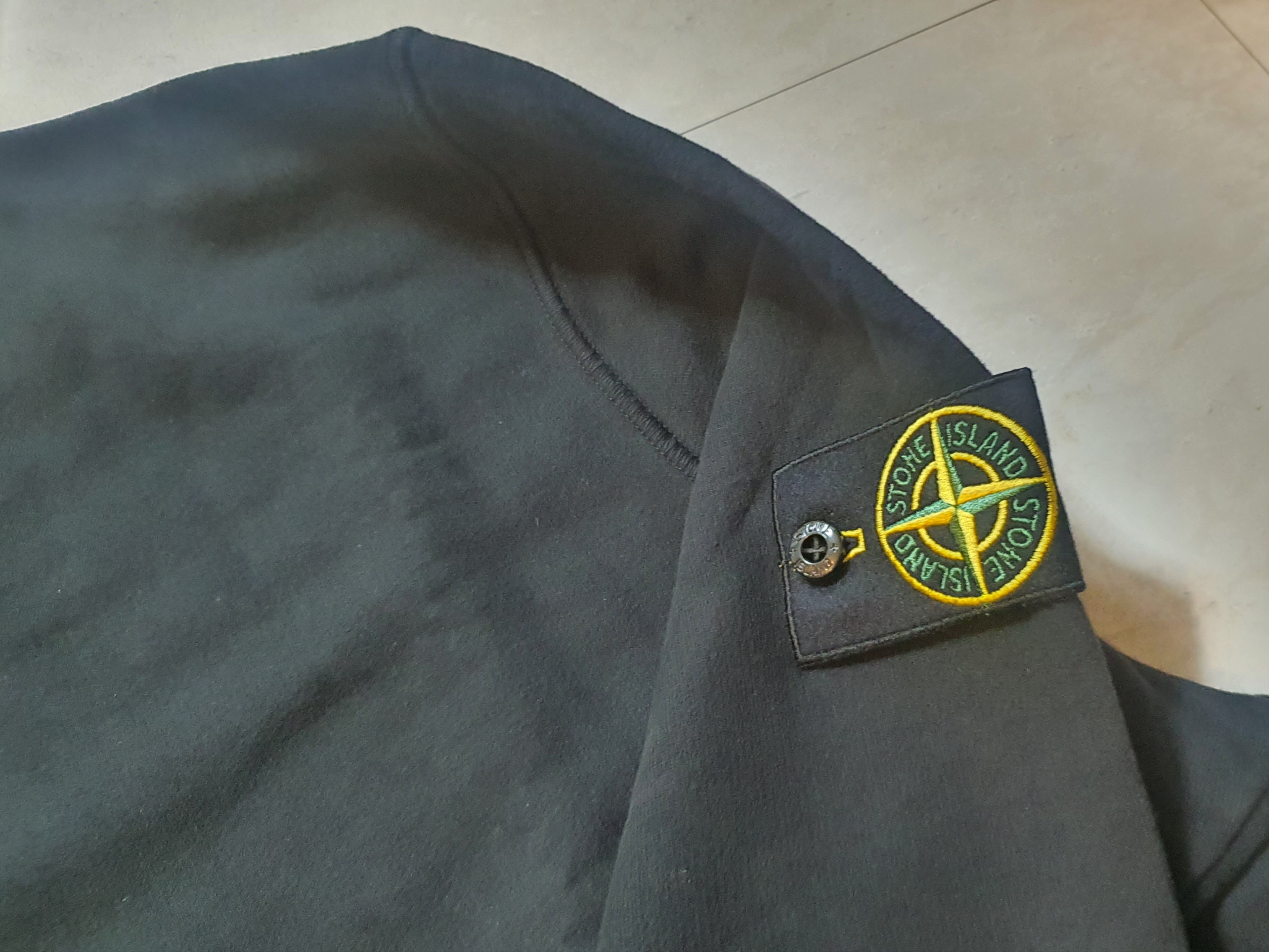 Stone Island 63020 Crewneck Sweatshirt Black - 21FW 착용 스타일 - 2