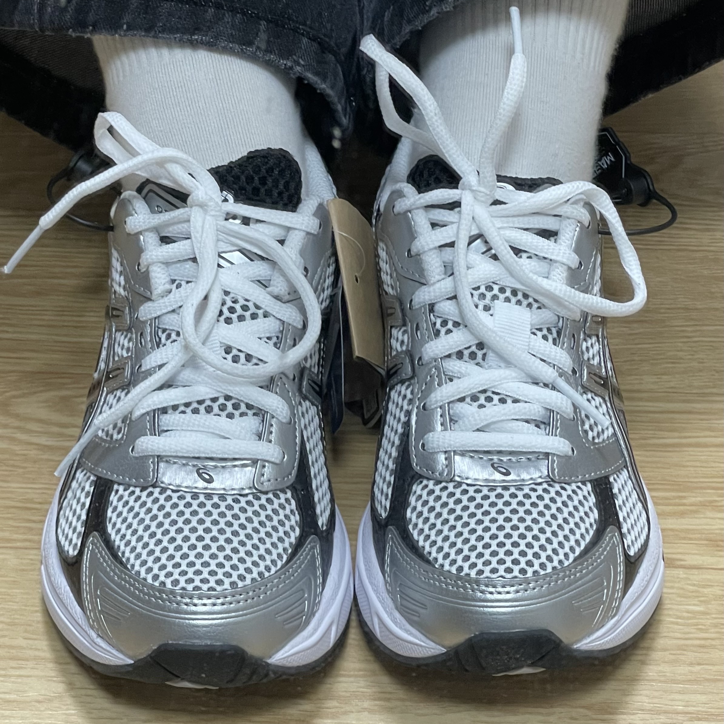 Asics Gel-1130 White Black 착용 스타일