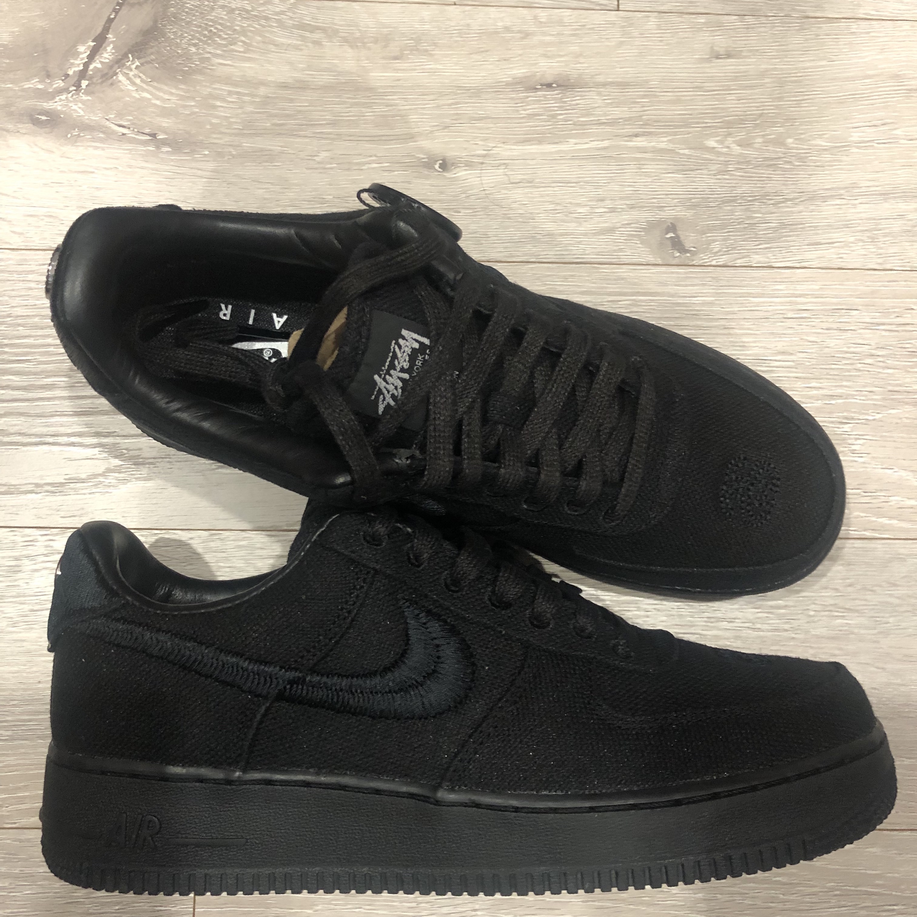 Nike x Stussy Air Force 1 Low Triple Black 착용 스타일