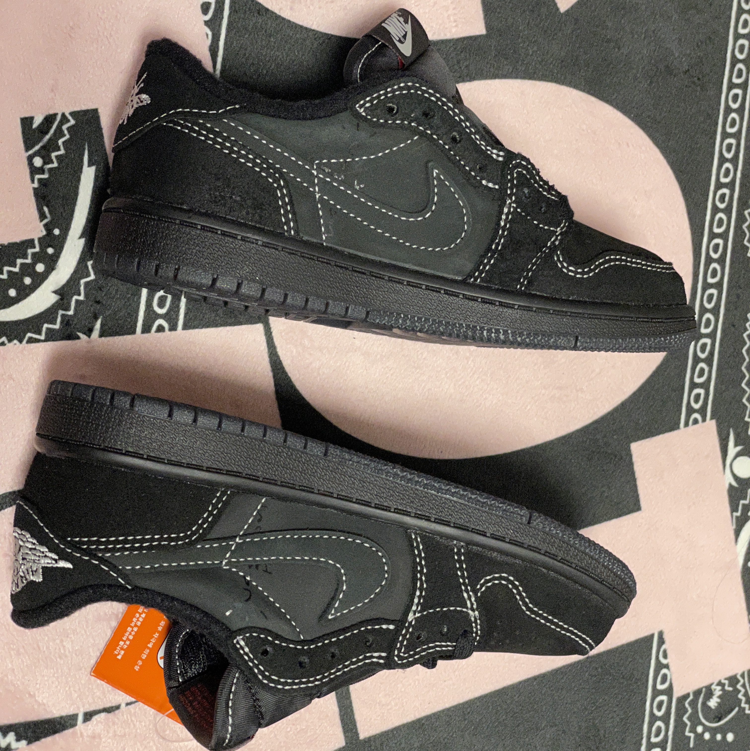 (PS) Jordan 1 x Travis Scott Retro Low OG SP Black Phantom 착용 스타일