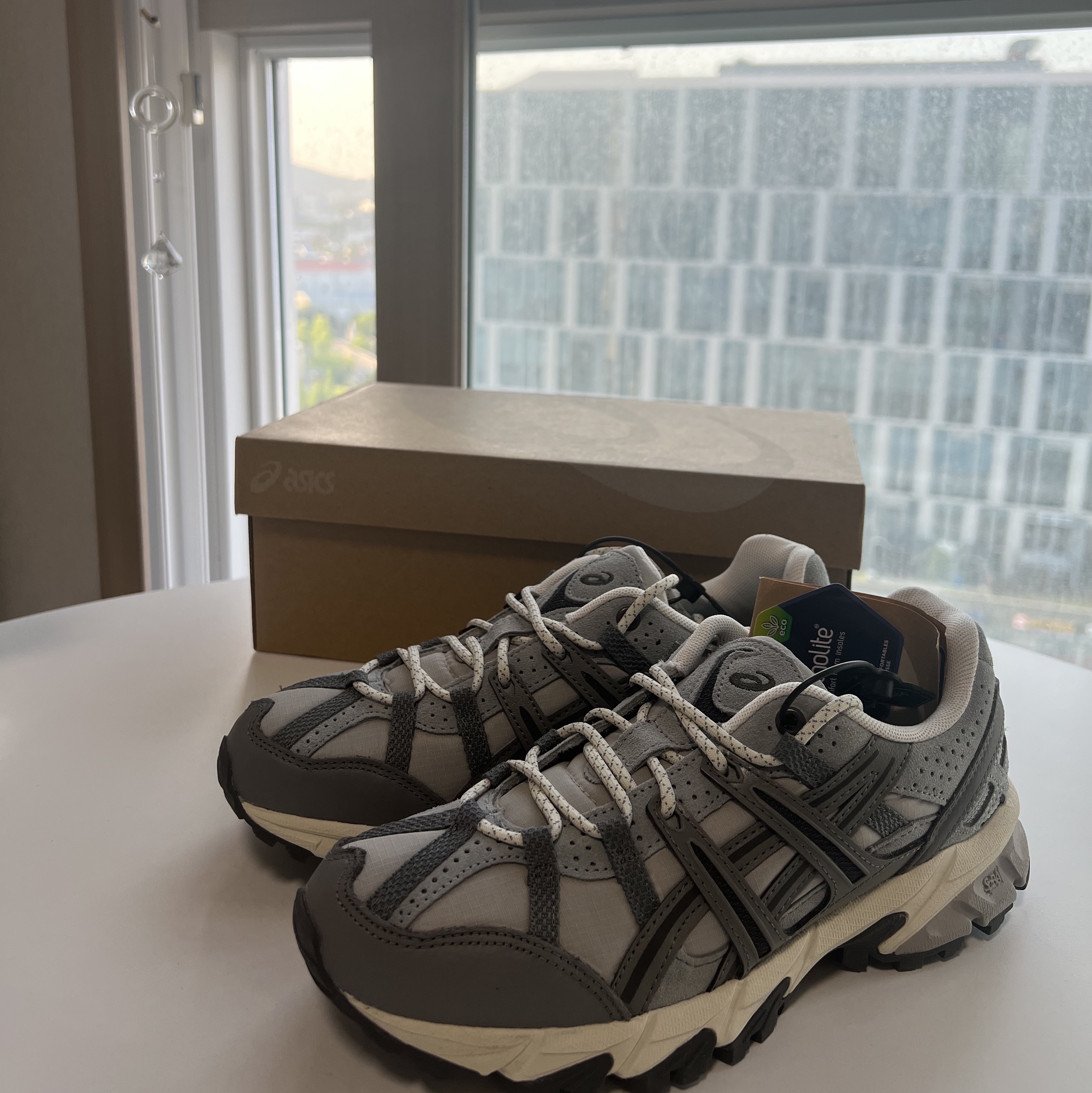 Asics Gel-Sonoma 15-50 Oyster Grey Clay Grey 착용 스타일