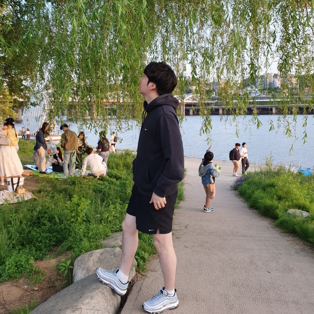Nike Air Max 97 OG Silver Bullet 2022 착용 스타일