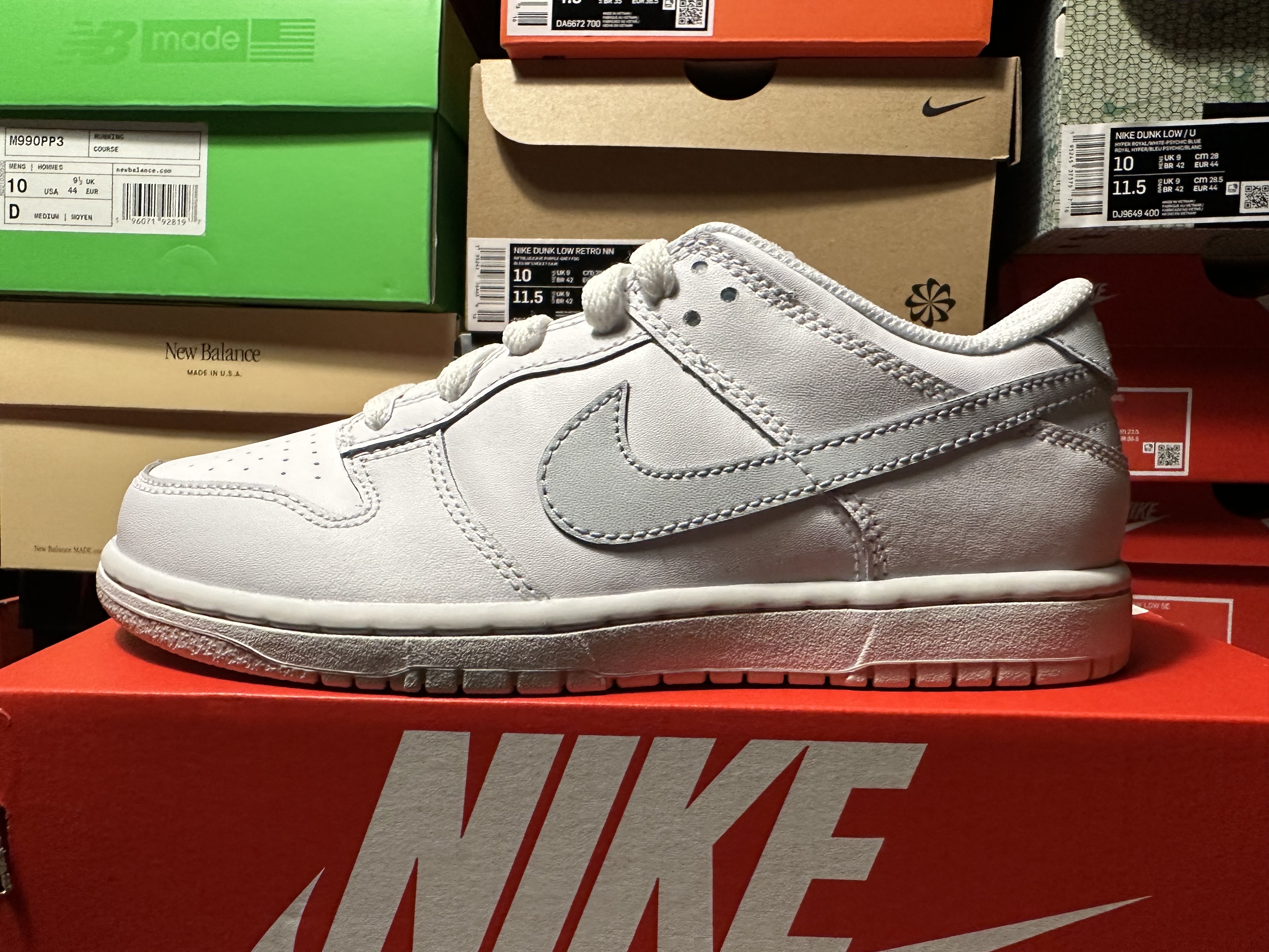(PS) Nike Dunk Low White Pure Platinum, (GS) Nike Dunk Low Wolf Grey 착용 스타일 - 3