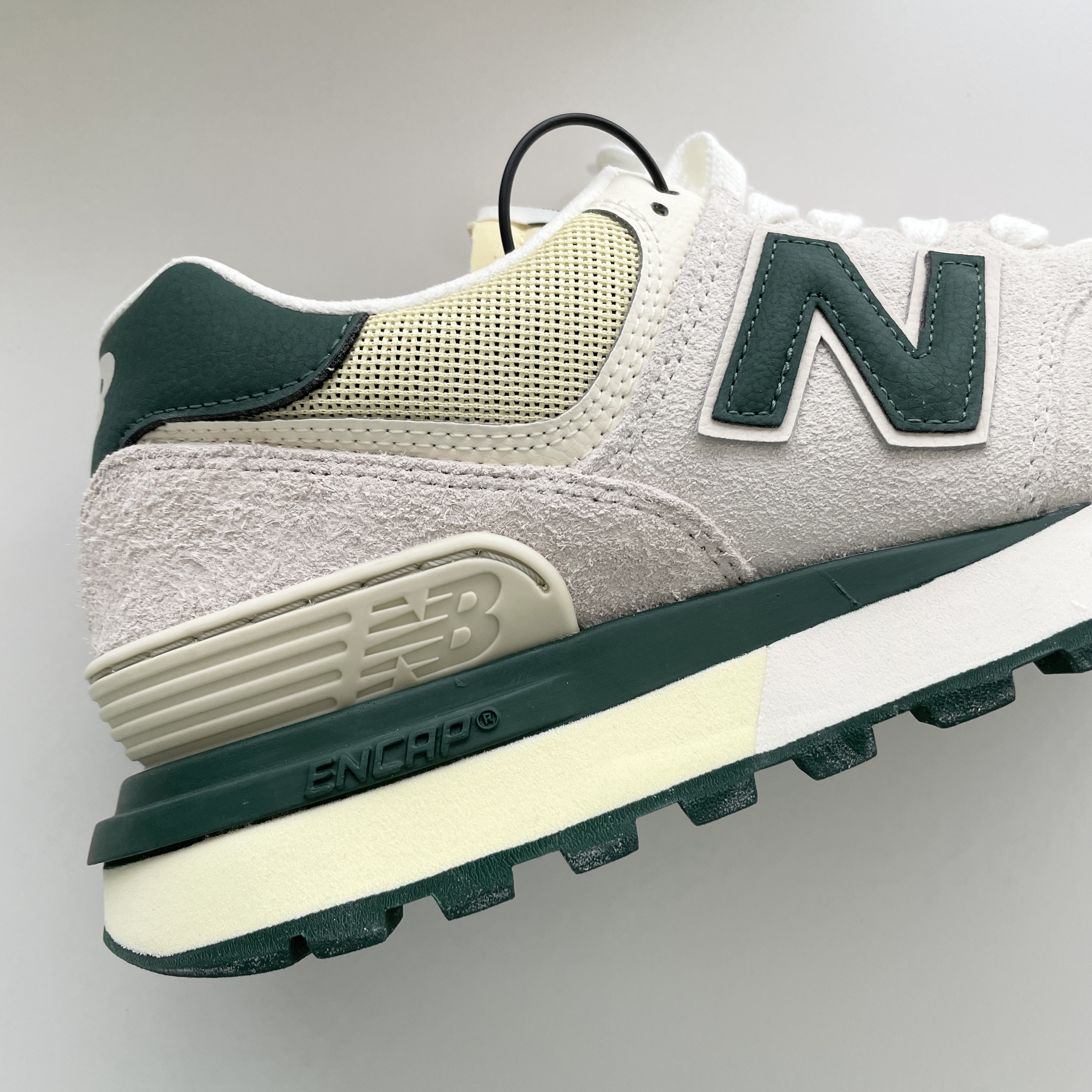 New Balance 574 Legacy White Green 착용 스타일 - 3