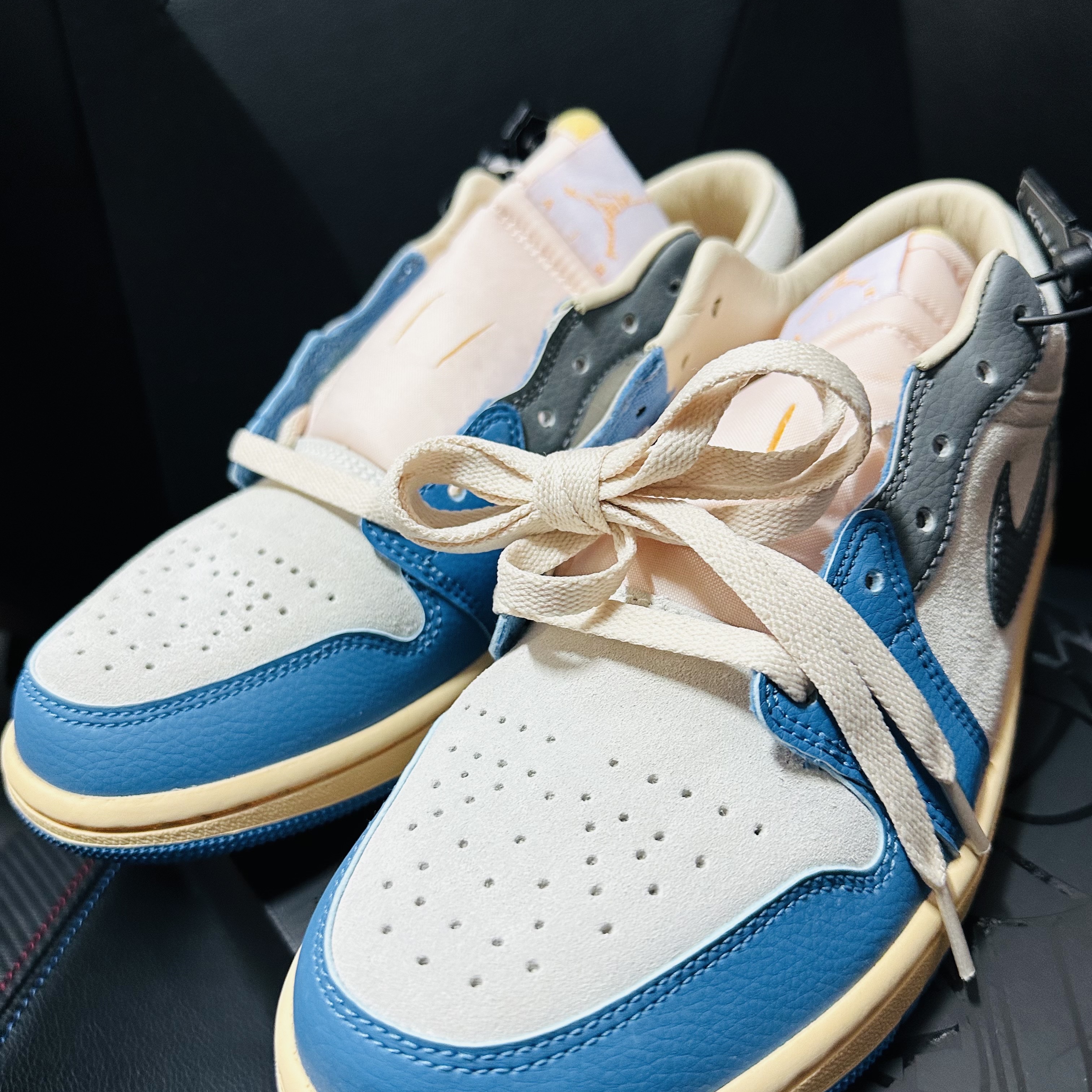 Jordan 1 Low SE Tokyo 96 착용 스타일