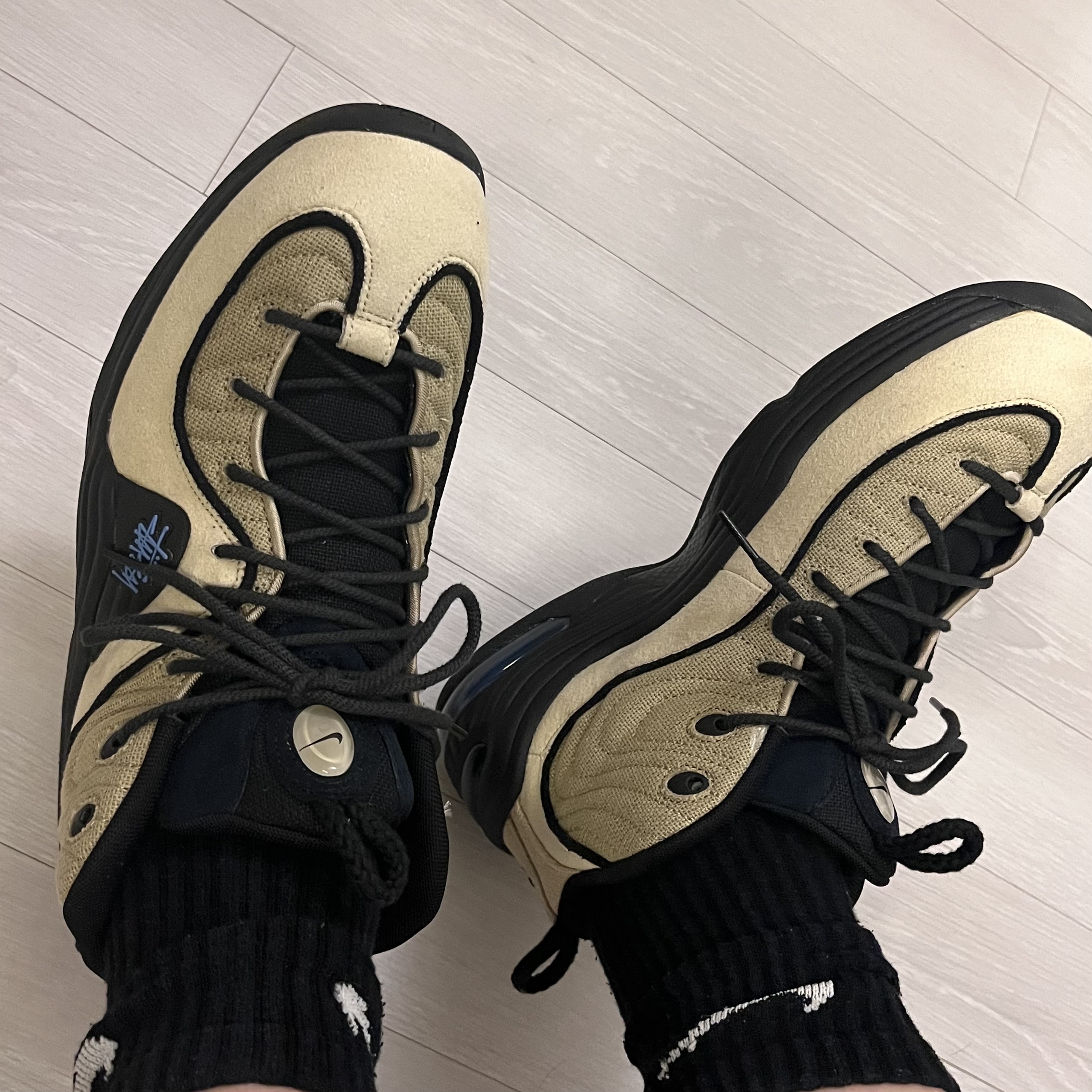 Nike x Stussy Air Penny II Rattan and Limestone 착용 스타일