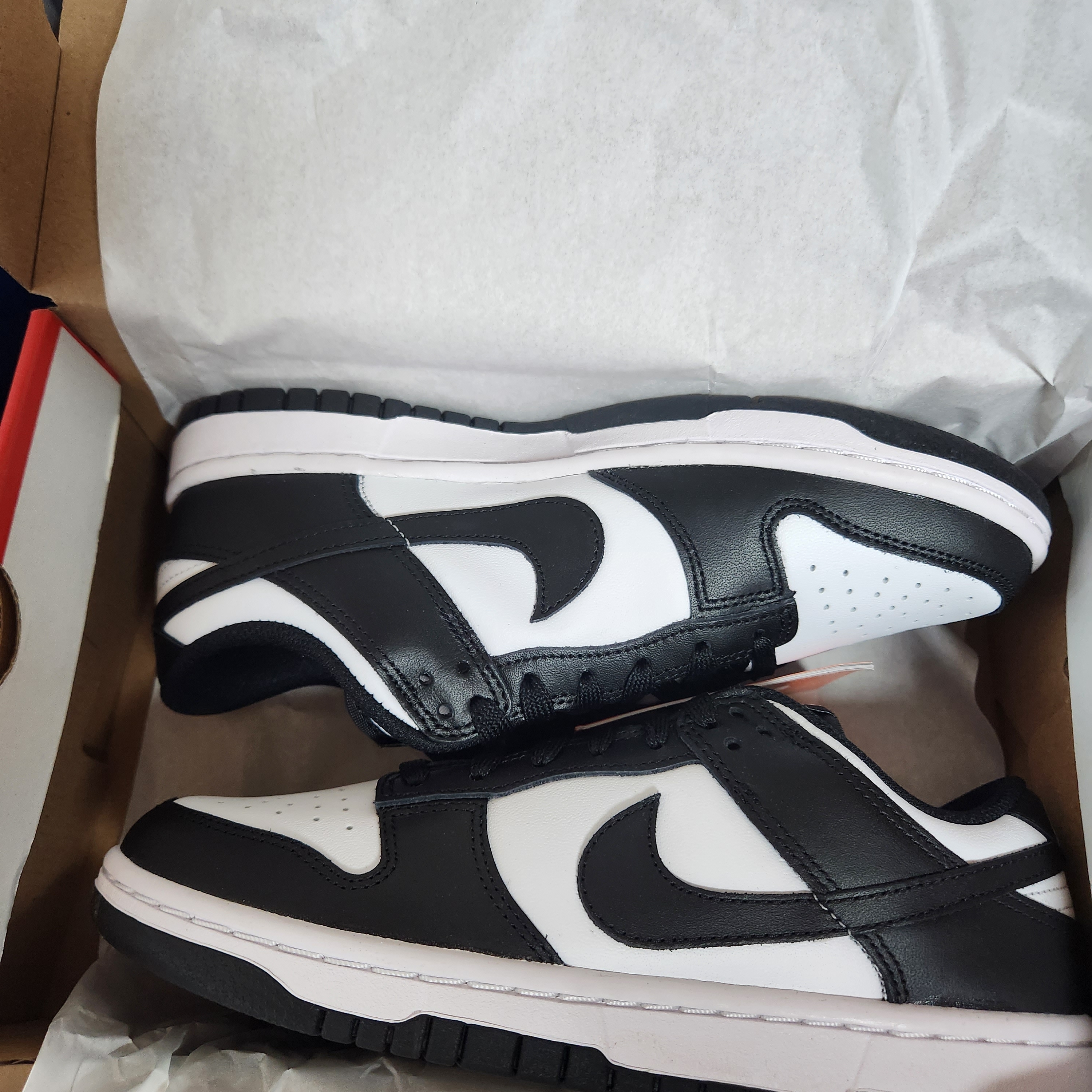 (W) Nike Dunk Low Black 착용 스타일