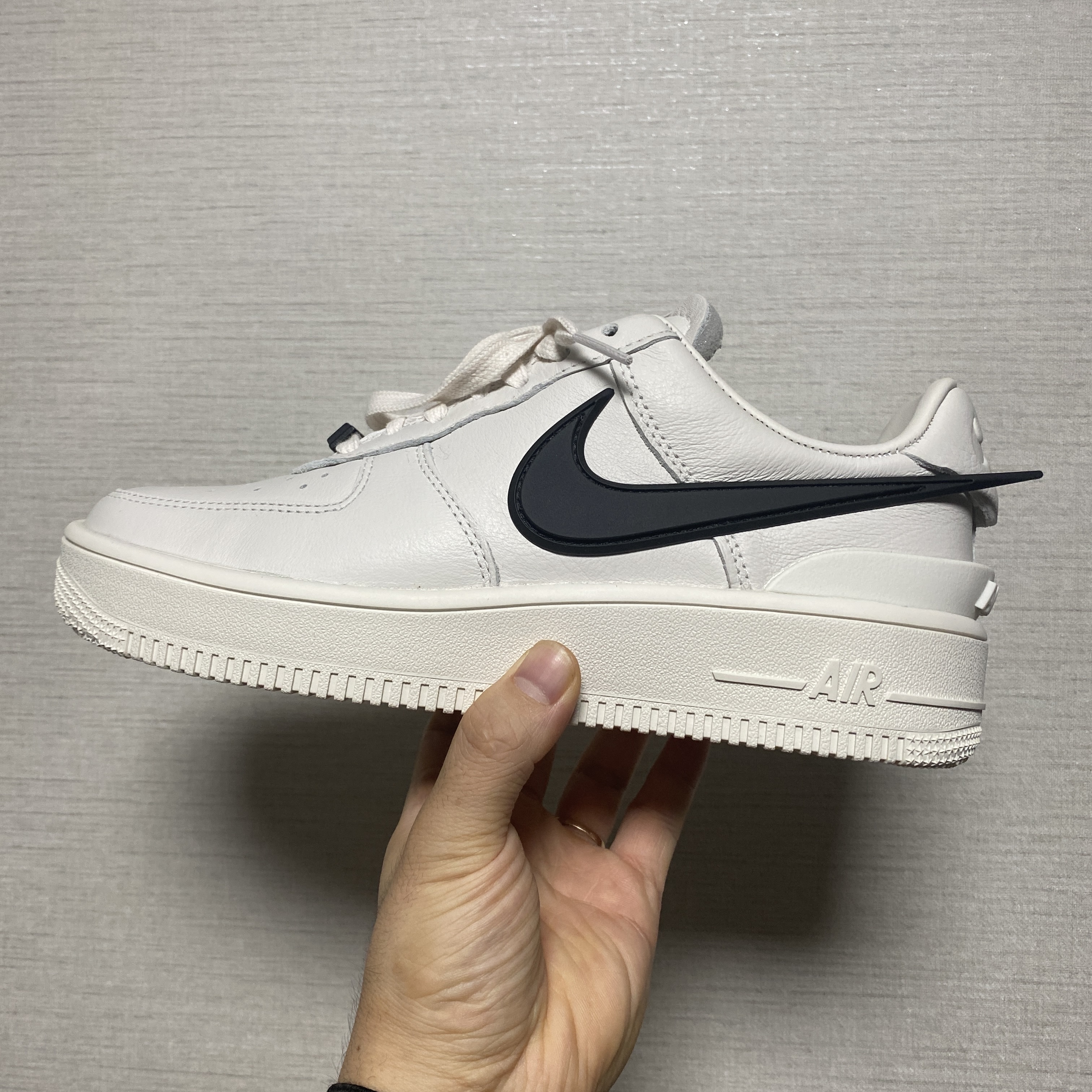 Nike x Ambush Air Force 1 Low SP Phantom 착용 스타일