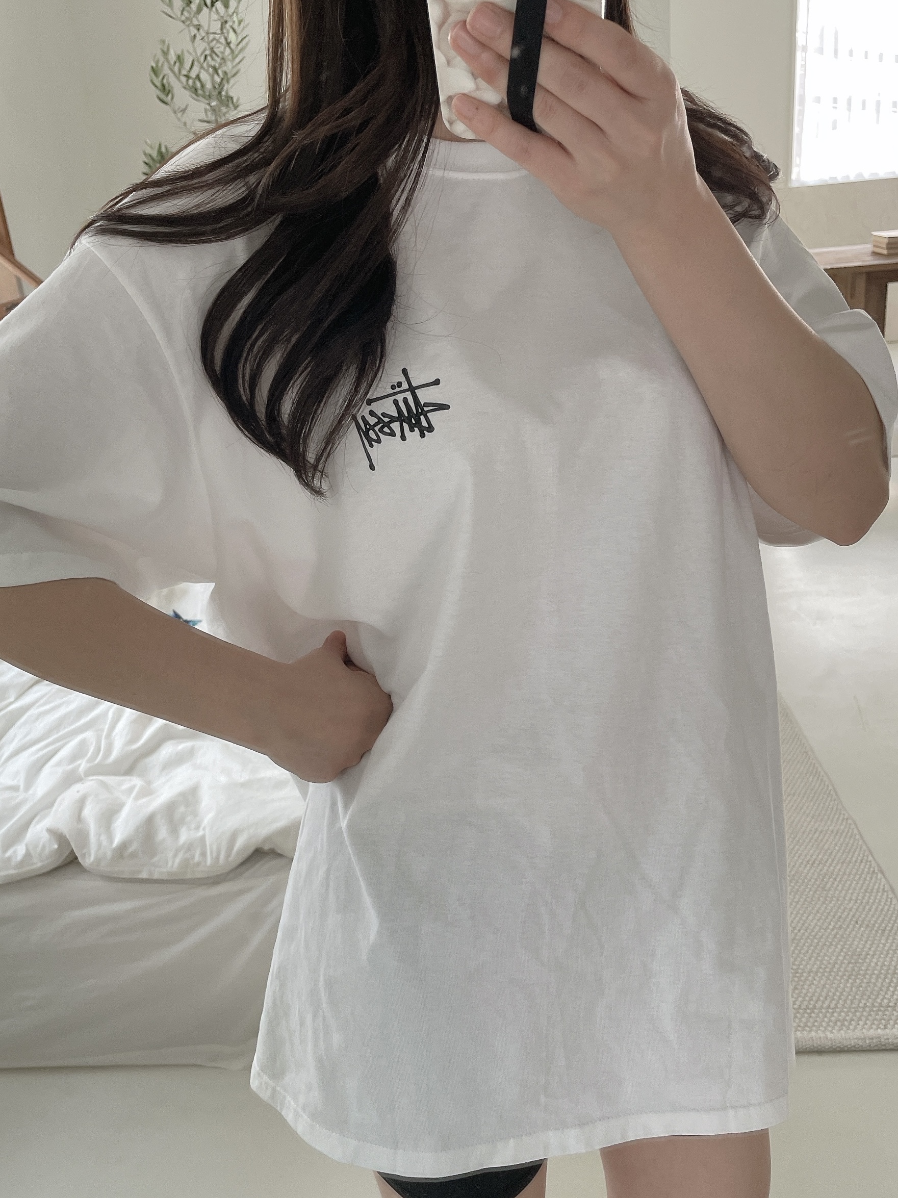 Stussy Basic Stussy T-Shirt White 2023 착용 스타일