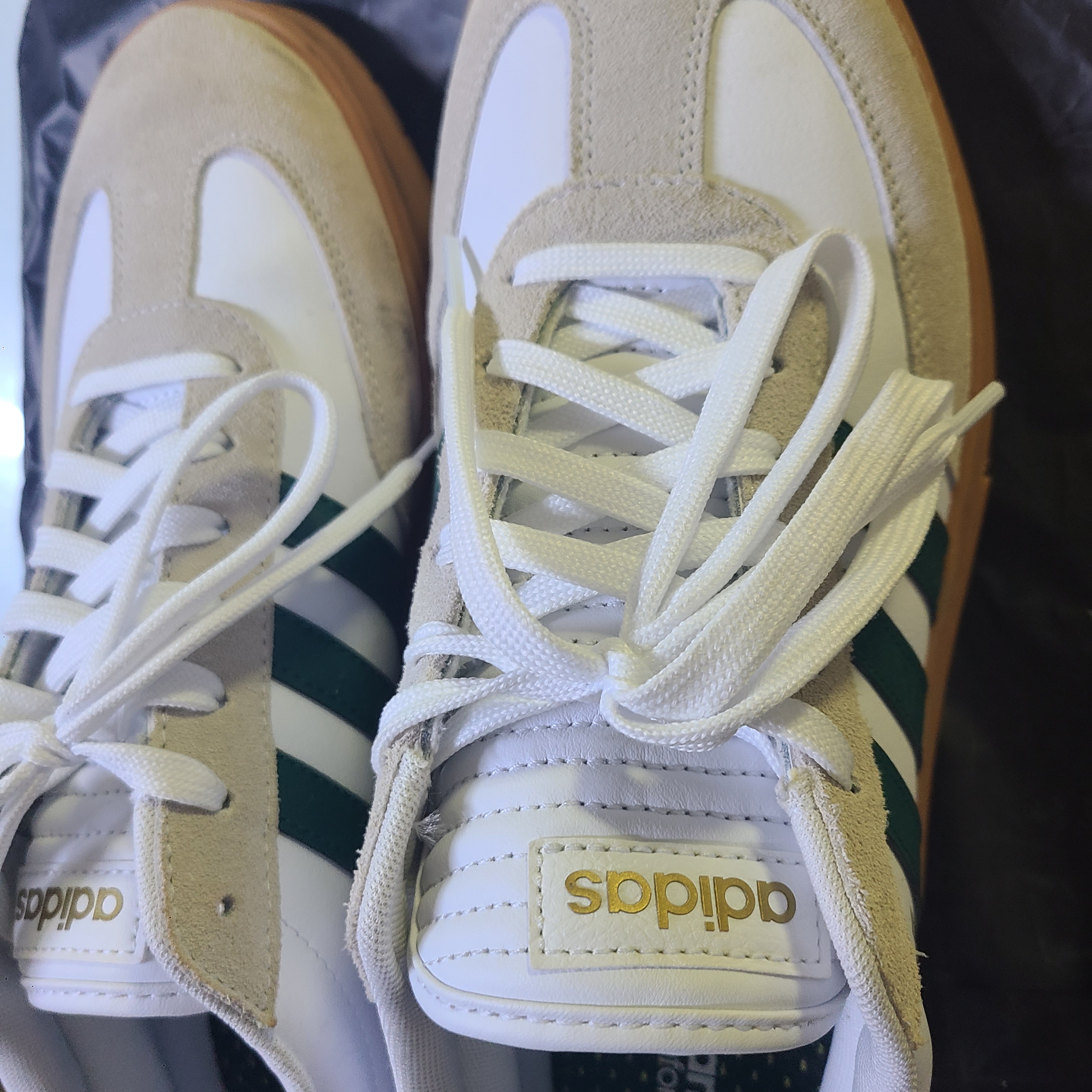 Adidas Gradas Collegiate Green 착용 스타일