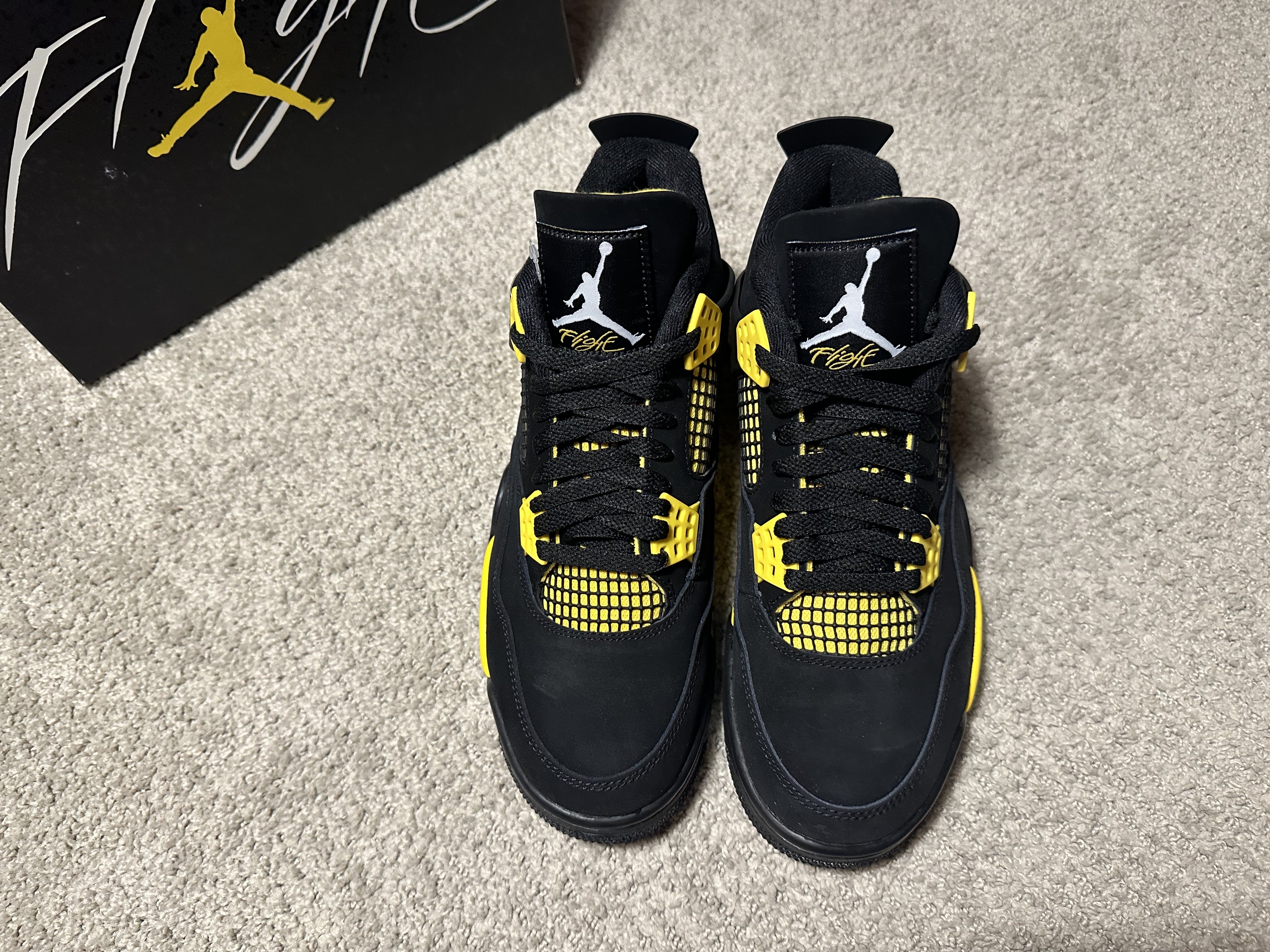 Jordan 4 Retro Thunder 2023 착용 스타일 - 4