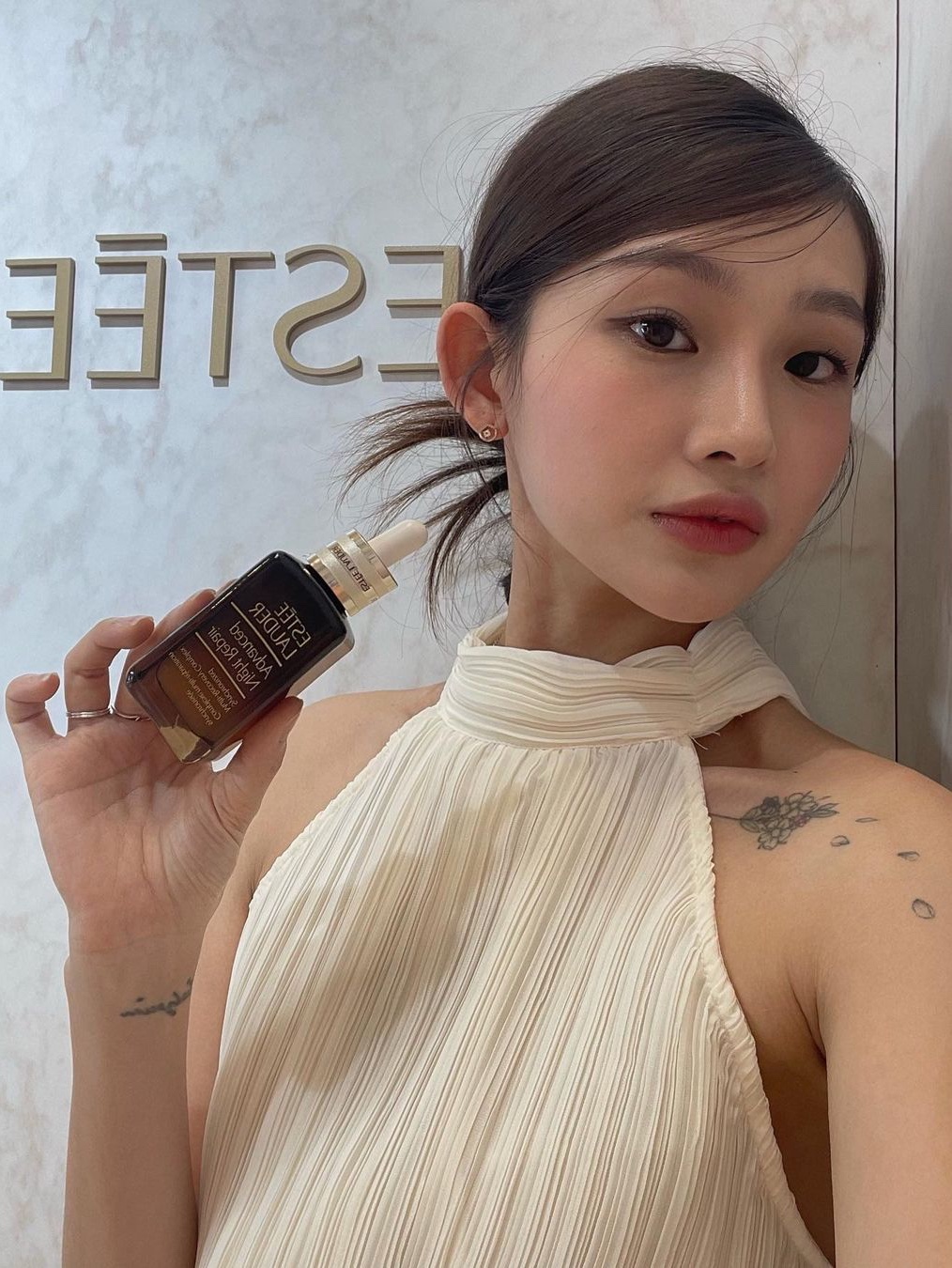 Estee Lauder Advanced Night Repair Synchronized Multi Recovery Complex 30ml 착용 스타일
