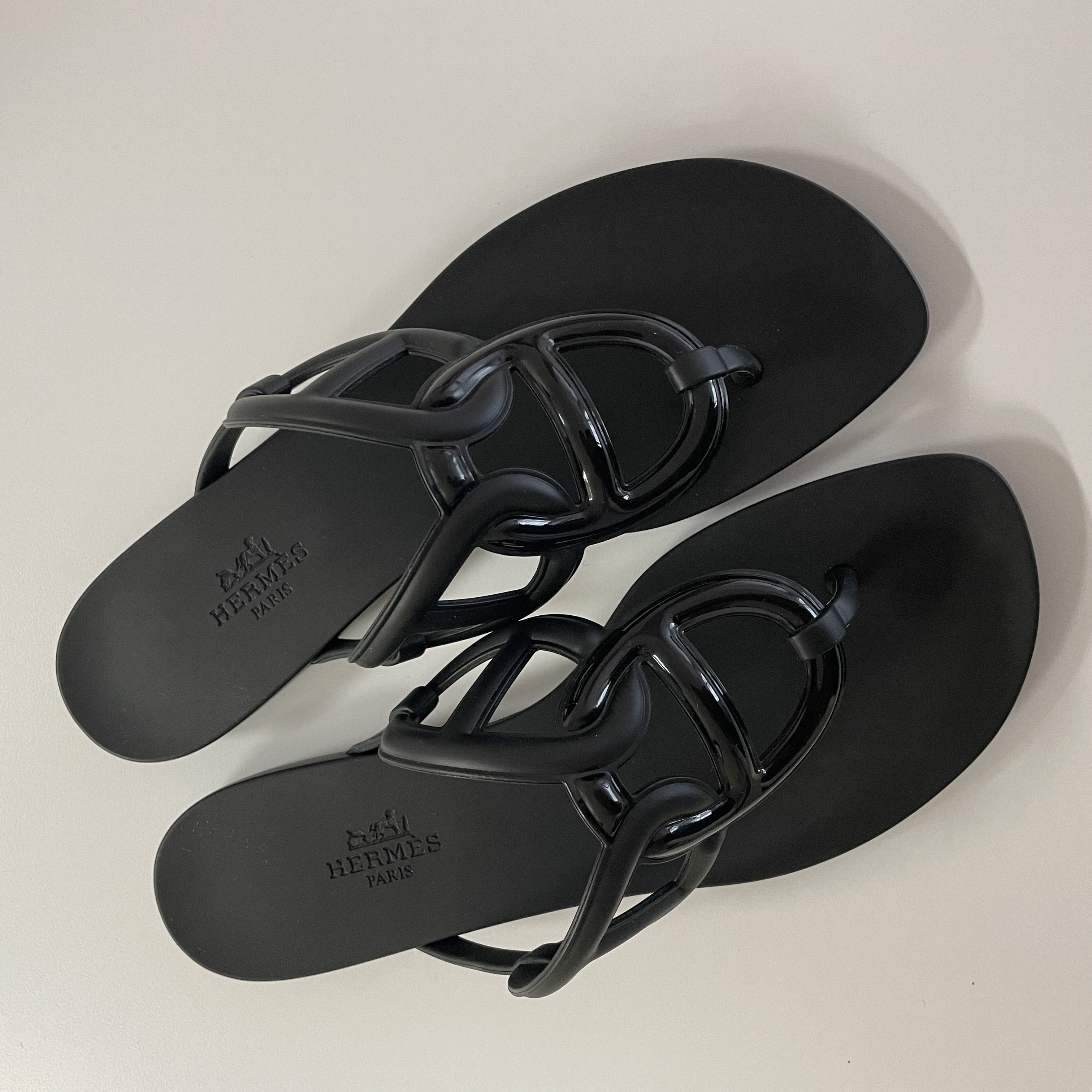 (W) Hermes Egerie Sandal Noir 착용 스타일