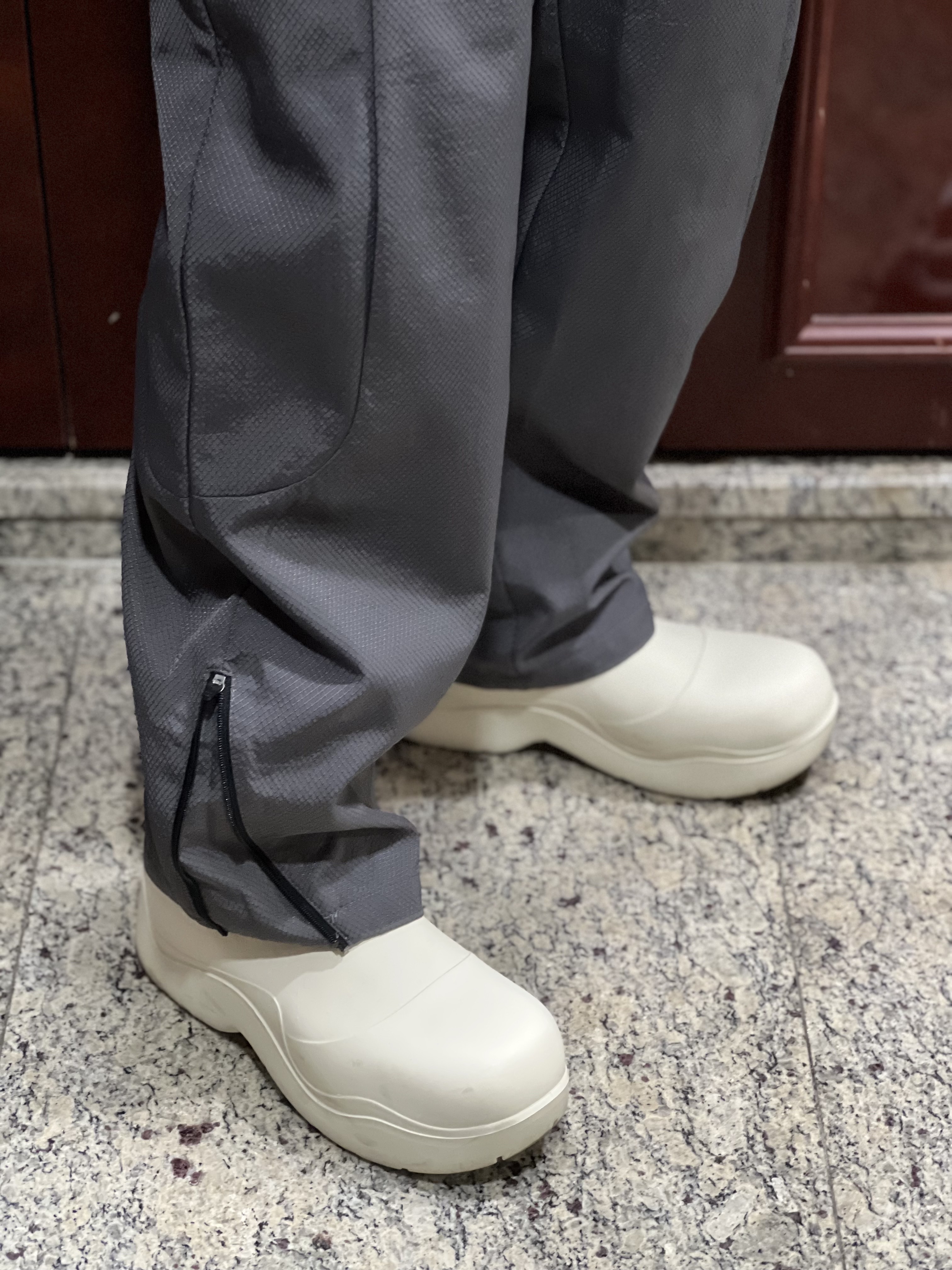Bottega Veneta Puddle Ankle Boots Sea Salt 착용 스타일