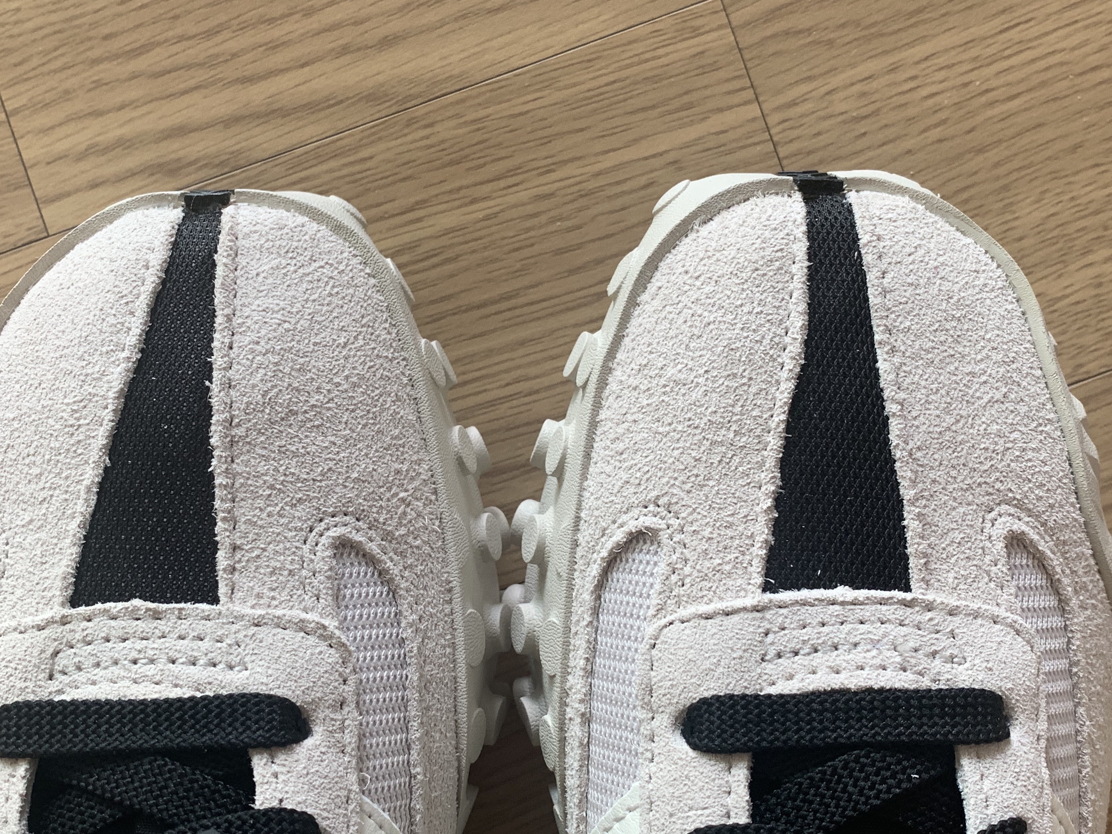 New Balance XC-72 Moonbeam Black 착용 스타일 - 5