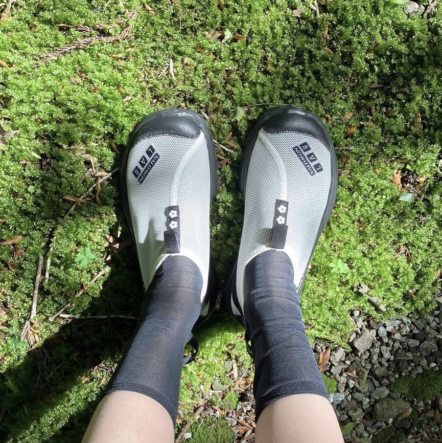 Salomon x Sandy Liang RX Moc 3.0 Black White 착용 스타일