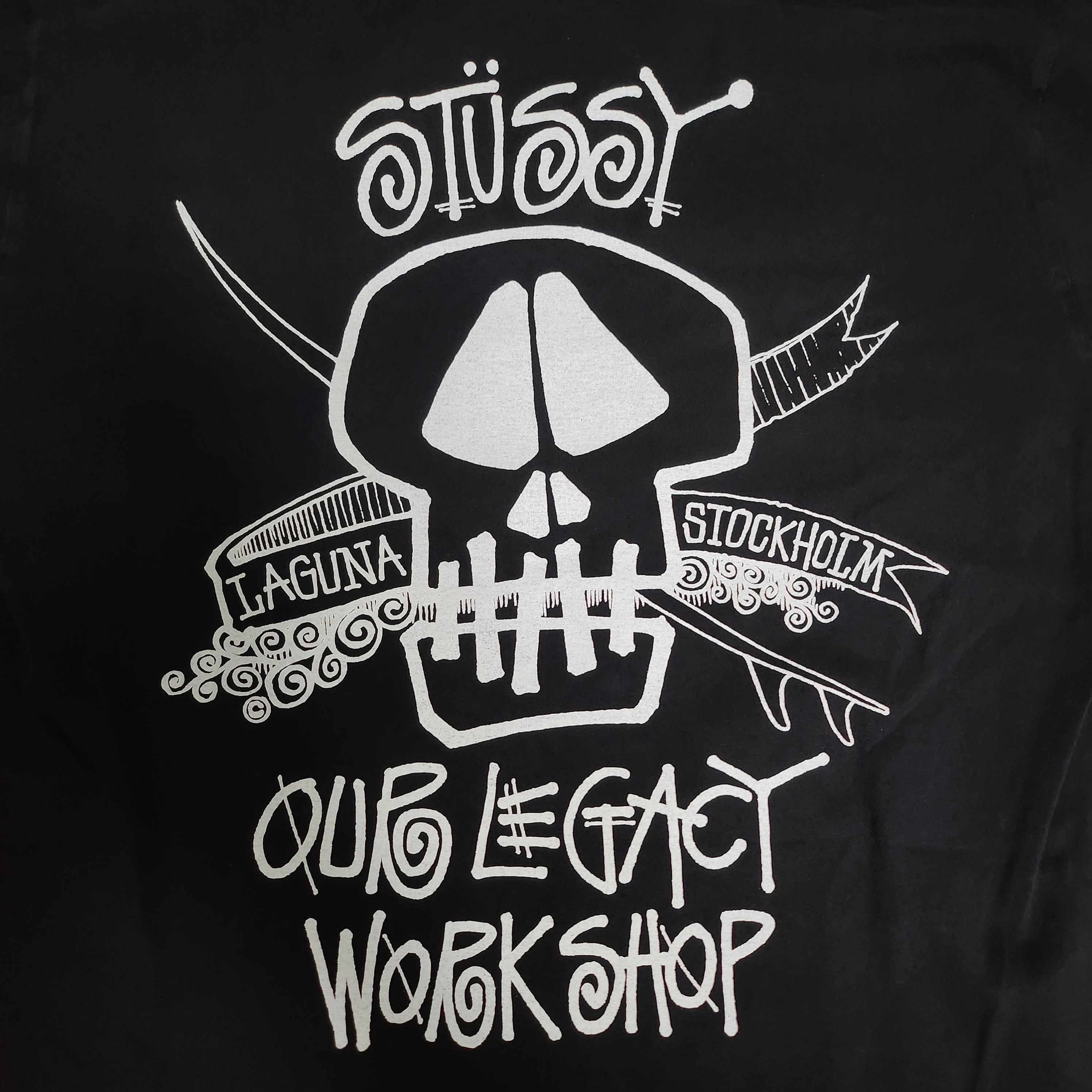 Stussy x Our Legacy Work Shop Surf Skull Pigment Dyed T-Shirt Black 착용 스타일