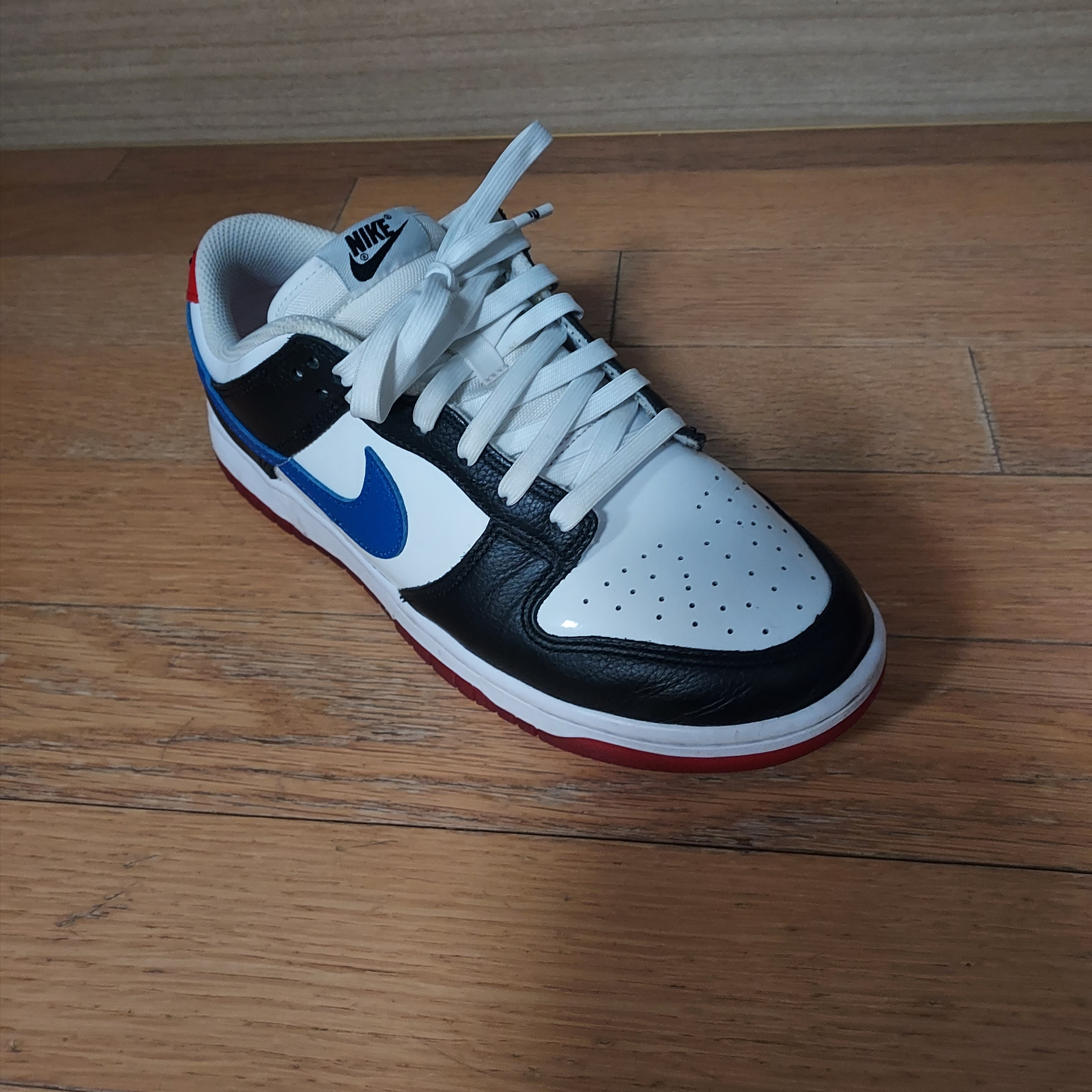 Nike Dunk Low SE Seoul 착용 스타일