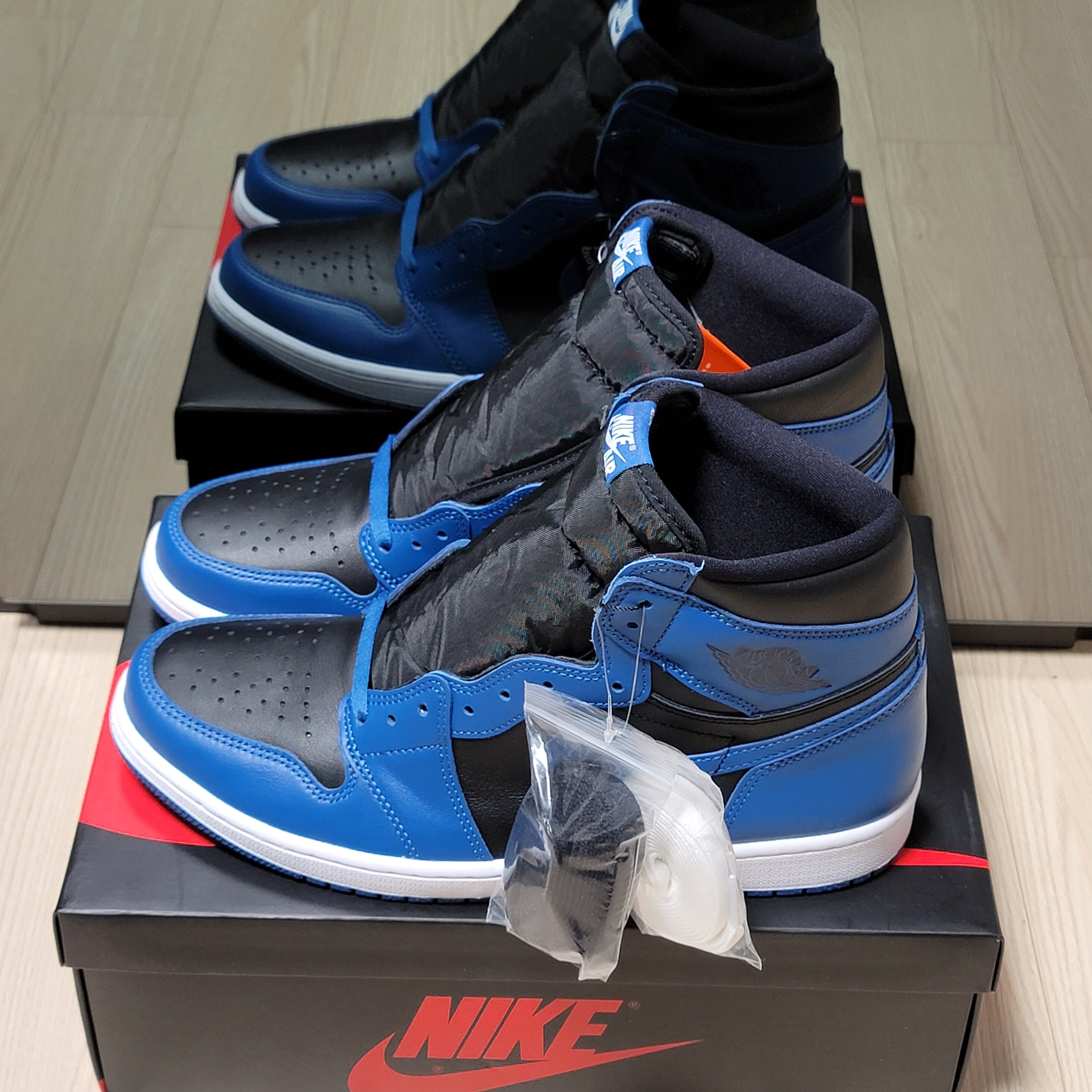 Jordan 1 Retro High OG Dark Marina Blue 착용 스타일