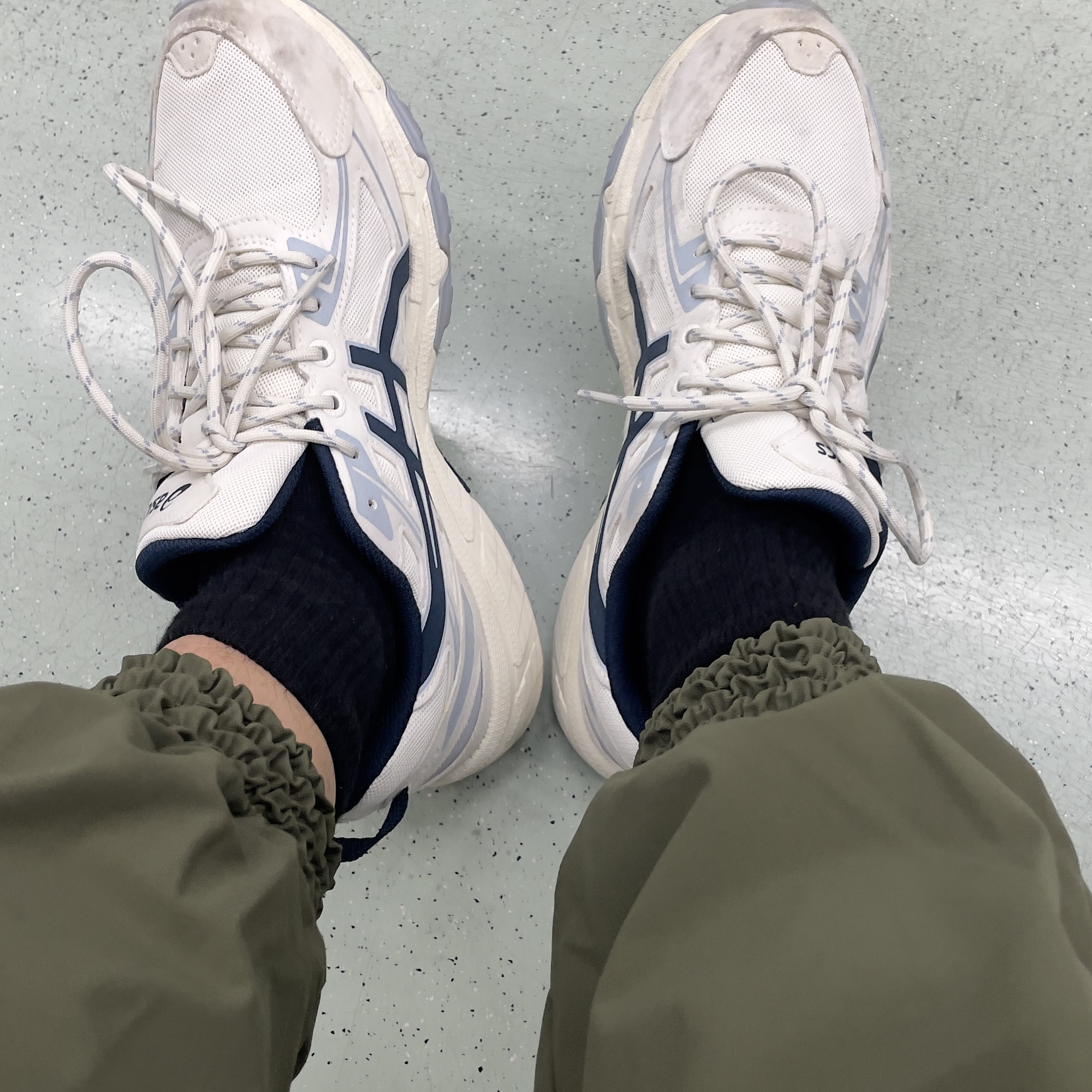 Asics Gel-Venture 6 SPS Birch French Blue 착용 스타일