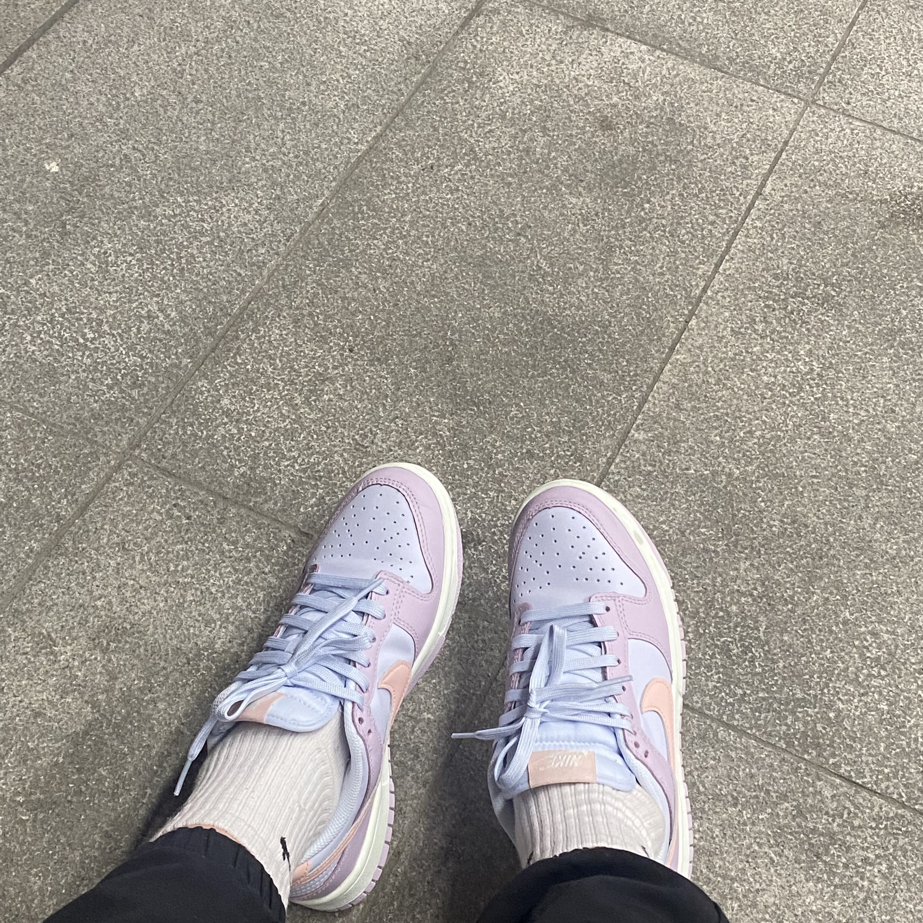 (W) Nike Dunk Low Atmosphere Pink 착용 스타일