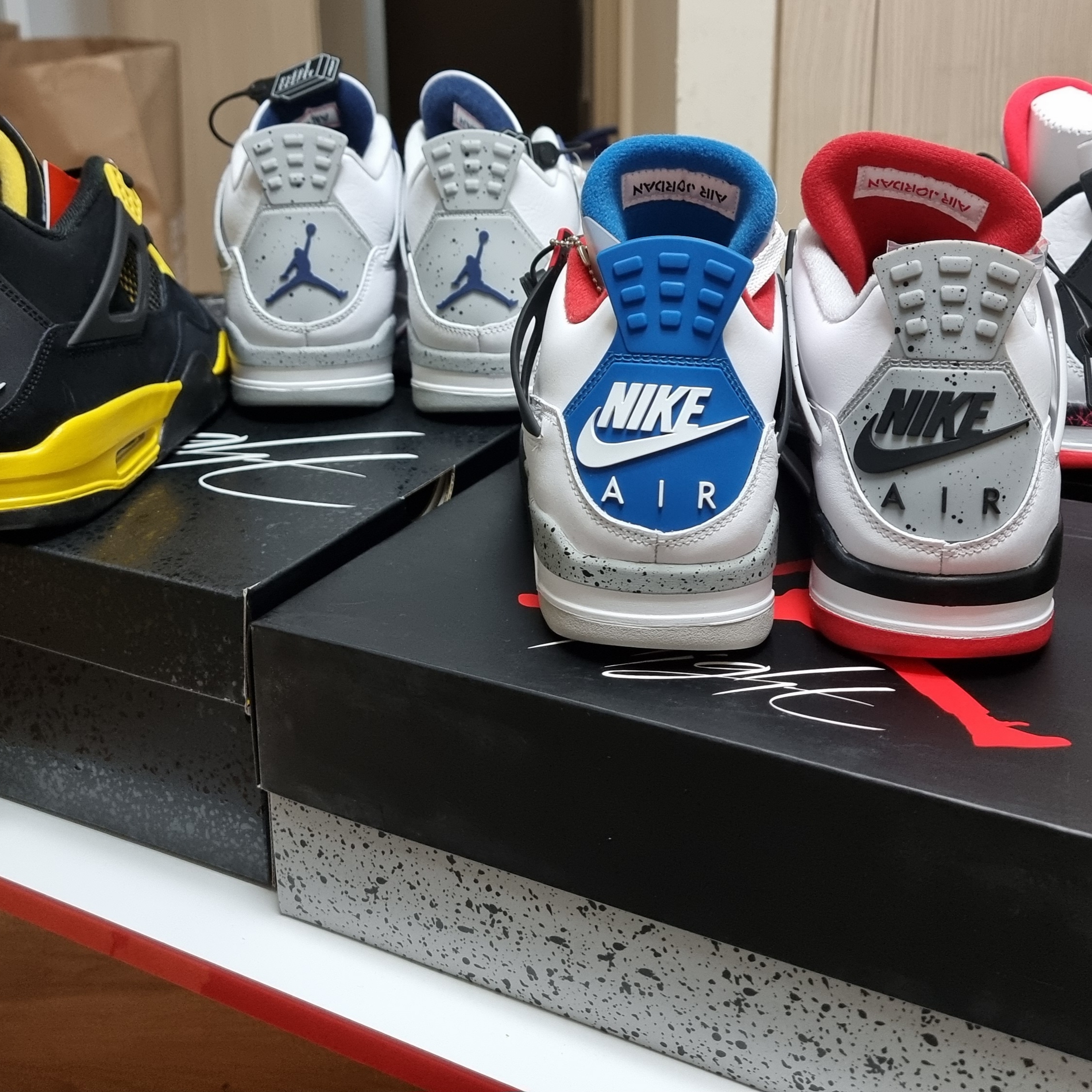 Jordan 4 Retro What The 4, Jordan 4 Retro Midnight Navy 착용 스타일 - 2
