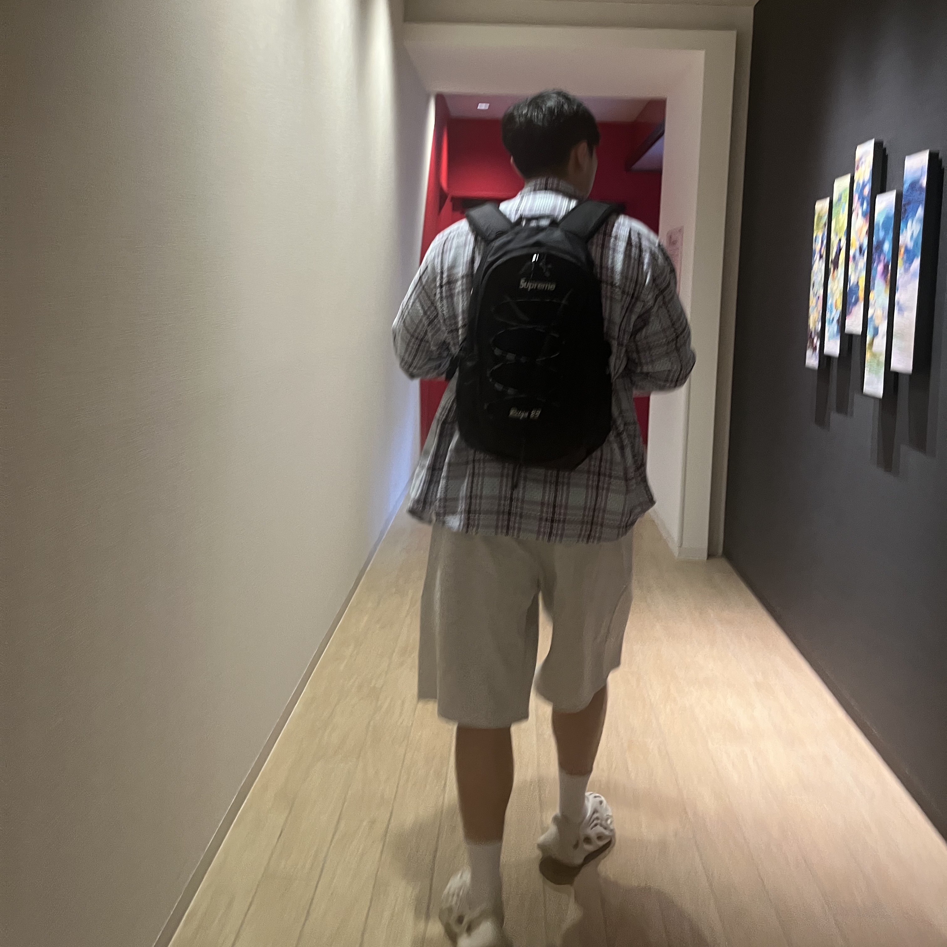 Supreme Backpack Black - 22SS 착용 스타일