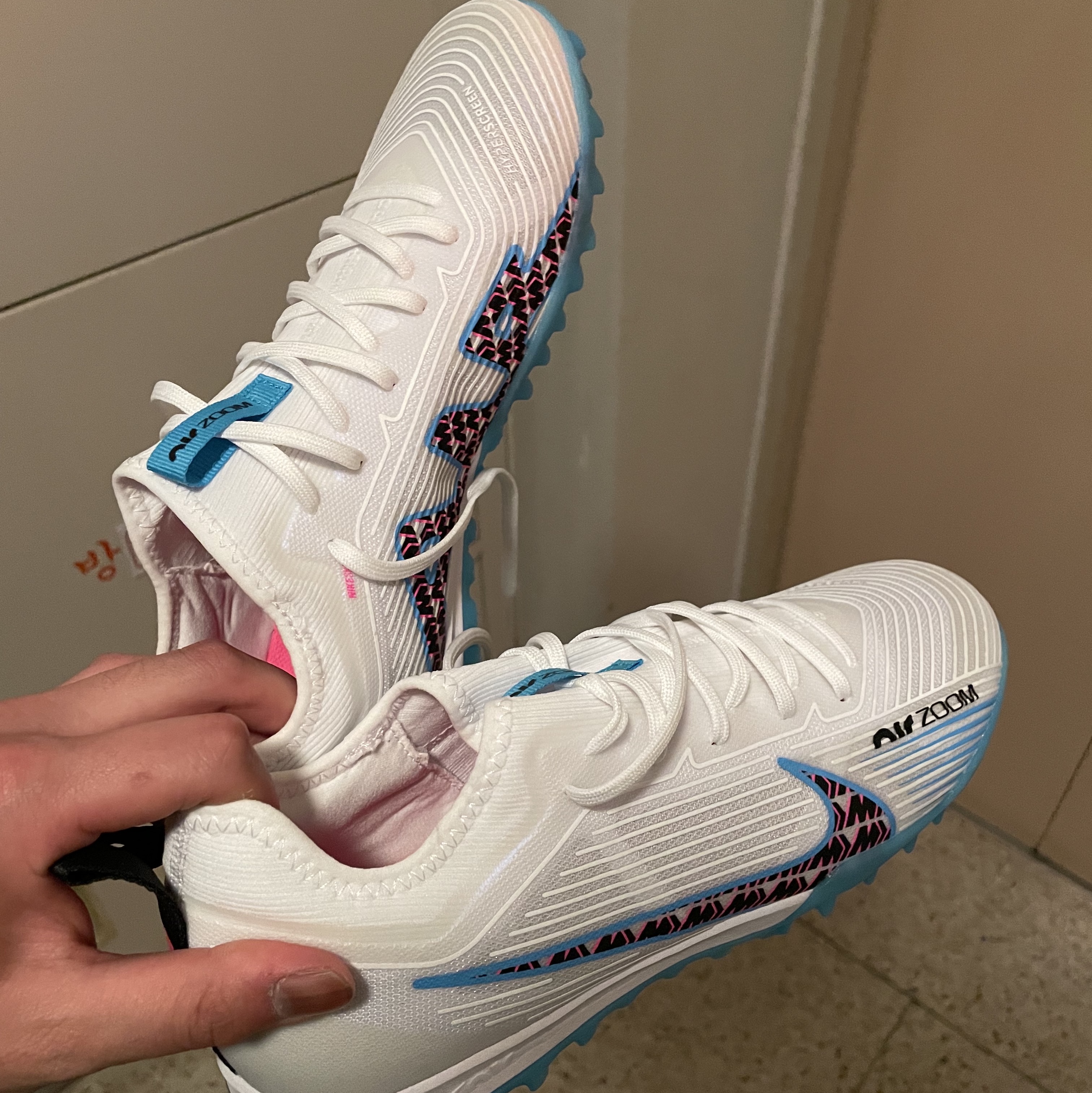 Nike Zoom Mercurial Vapor 15 Pro TF White Baltic Blue 착용 스타일