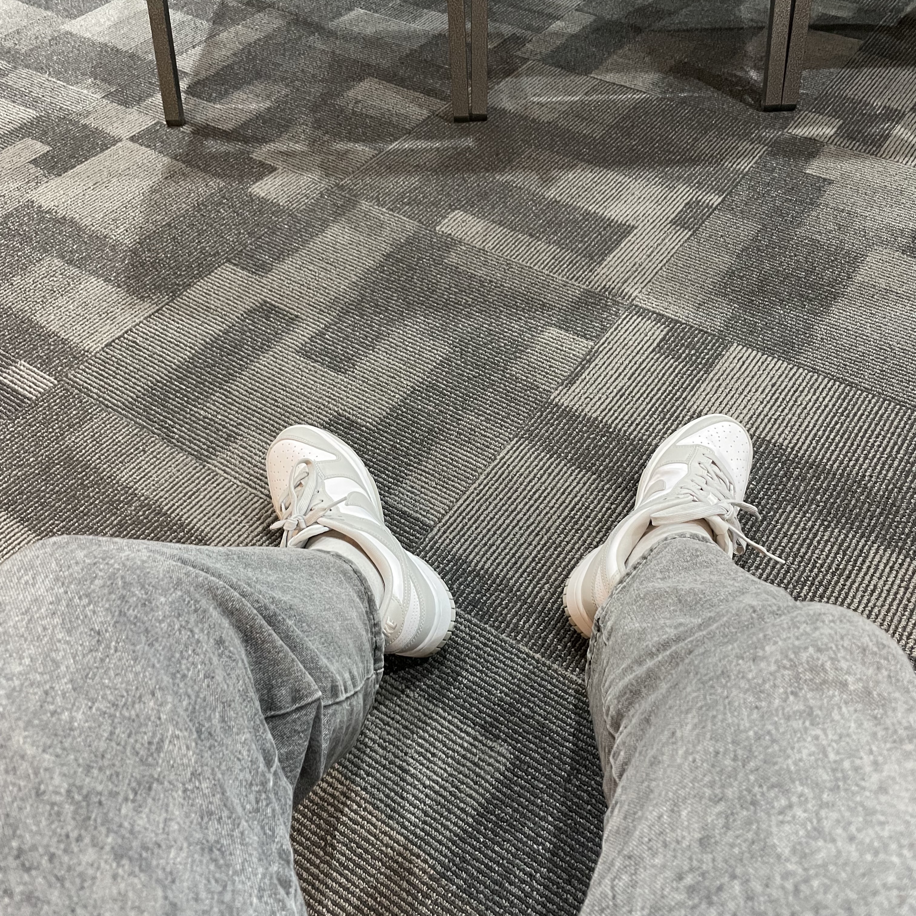 Nike Dunk Low Retro Grey Fog 착용 스타일