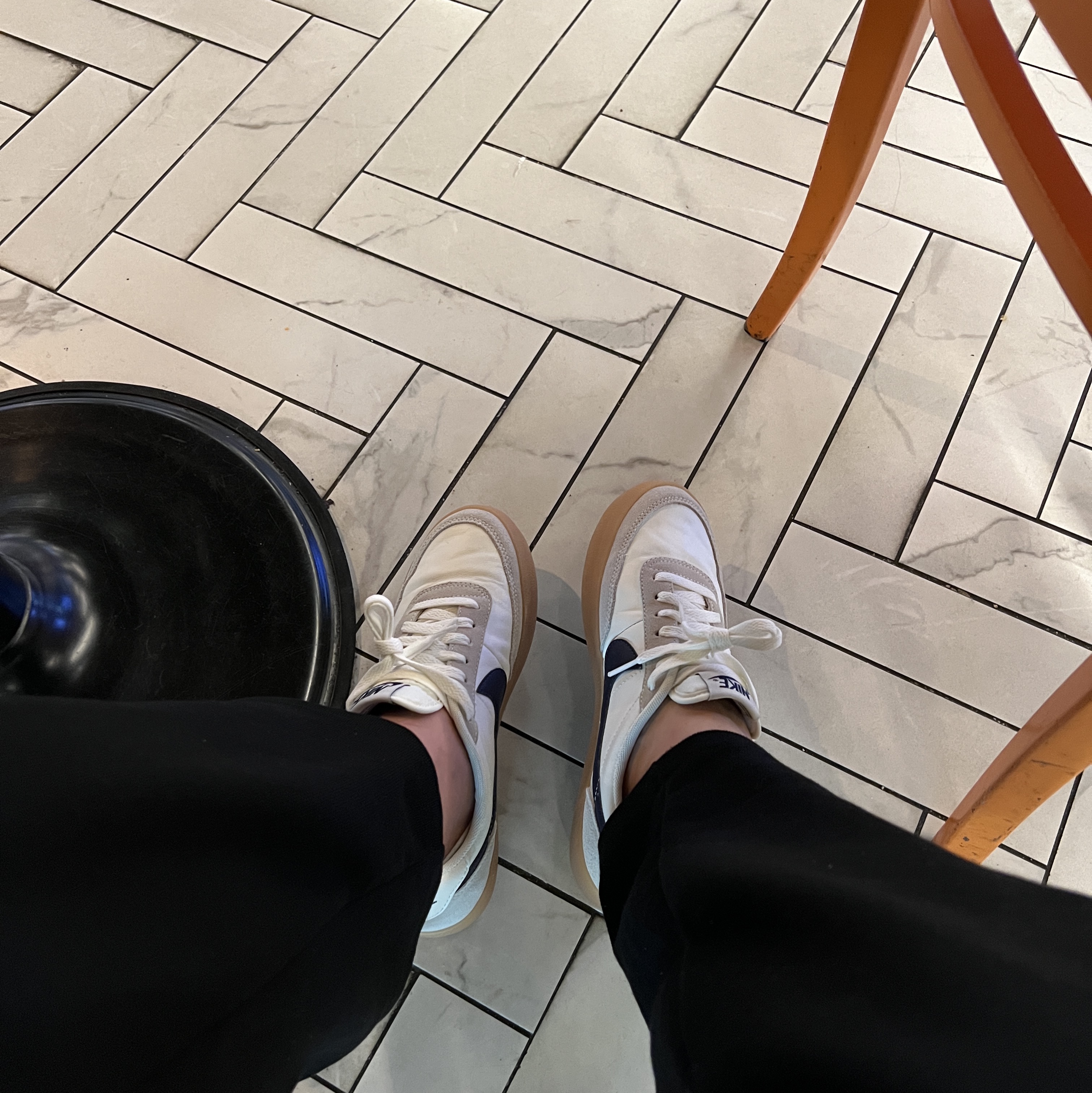 Nike x J.Crew Killshot 2 Sail Midnight Navy 착용 스타일