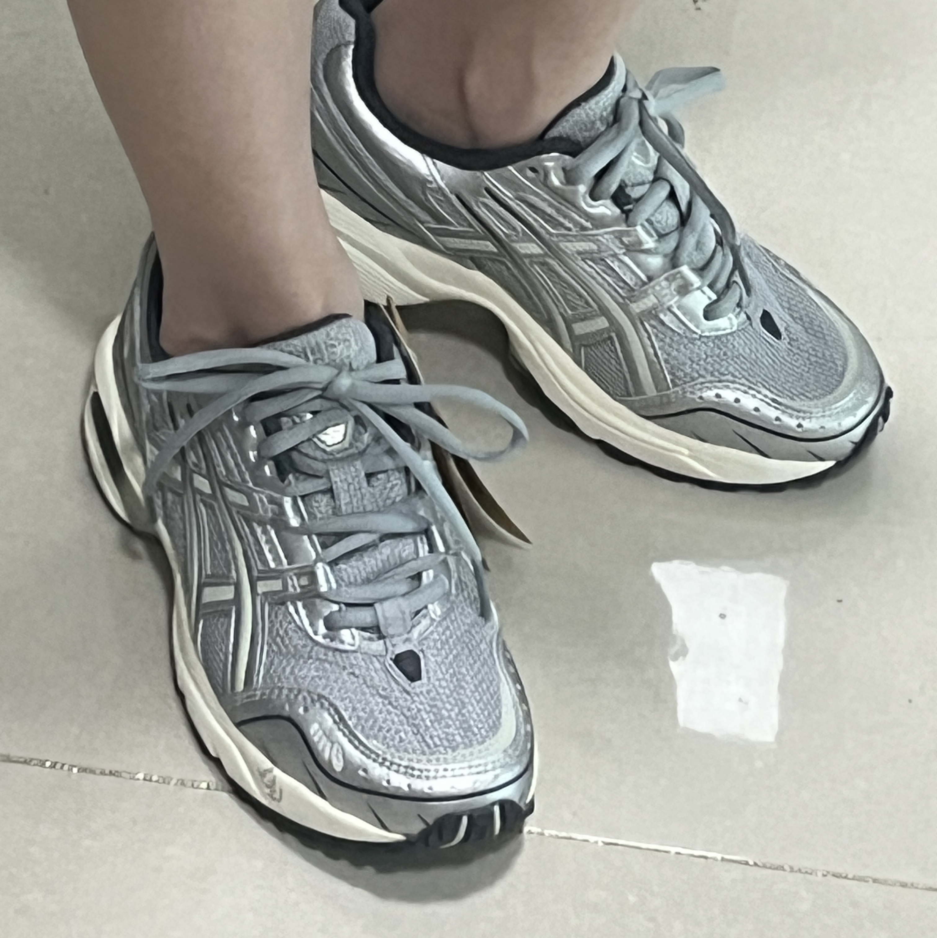 Asics Gel-1090 Piedmont Grey 착용 스타일 - 3
